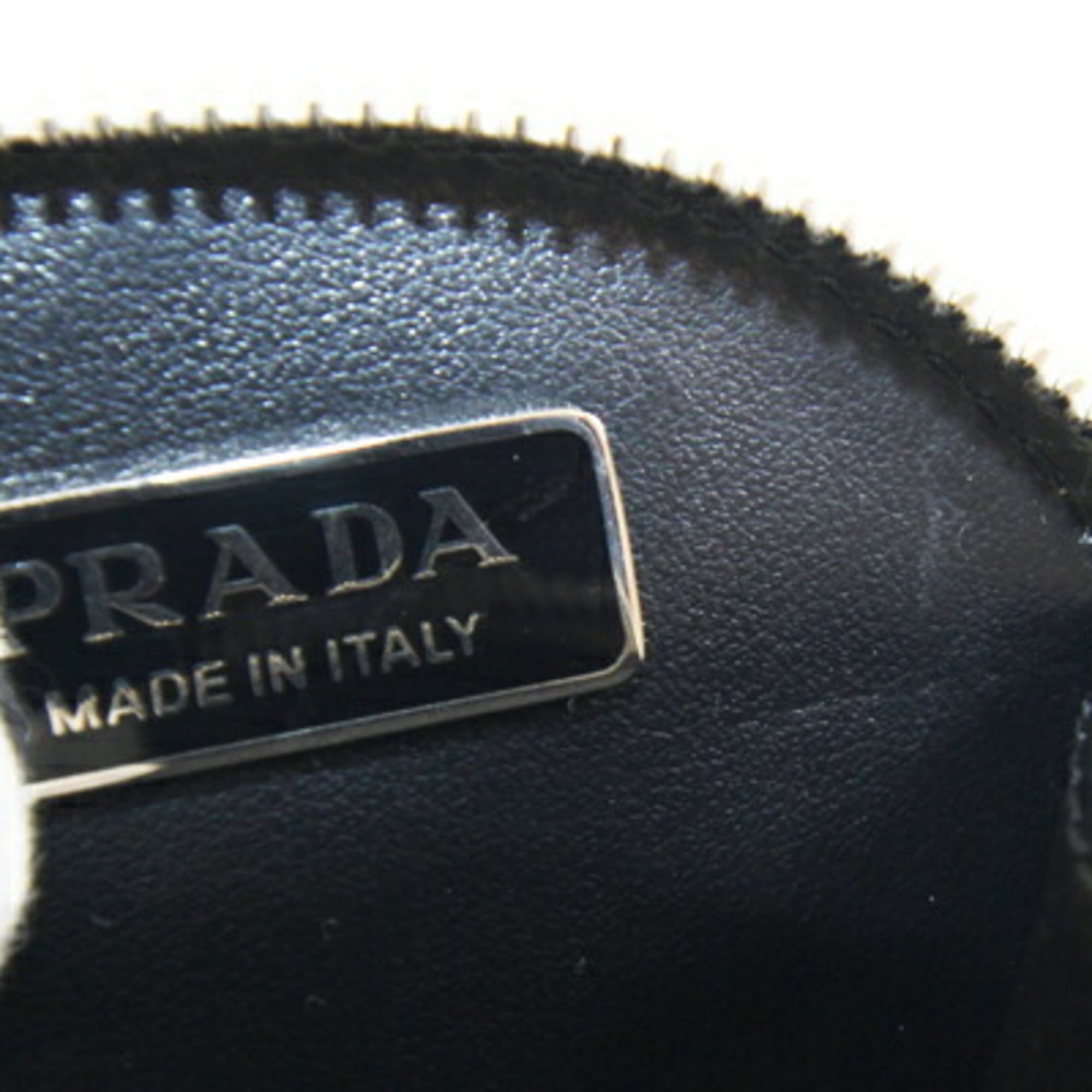 Prada Silver White Leather Pouch (Pre-Owned)