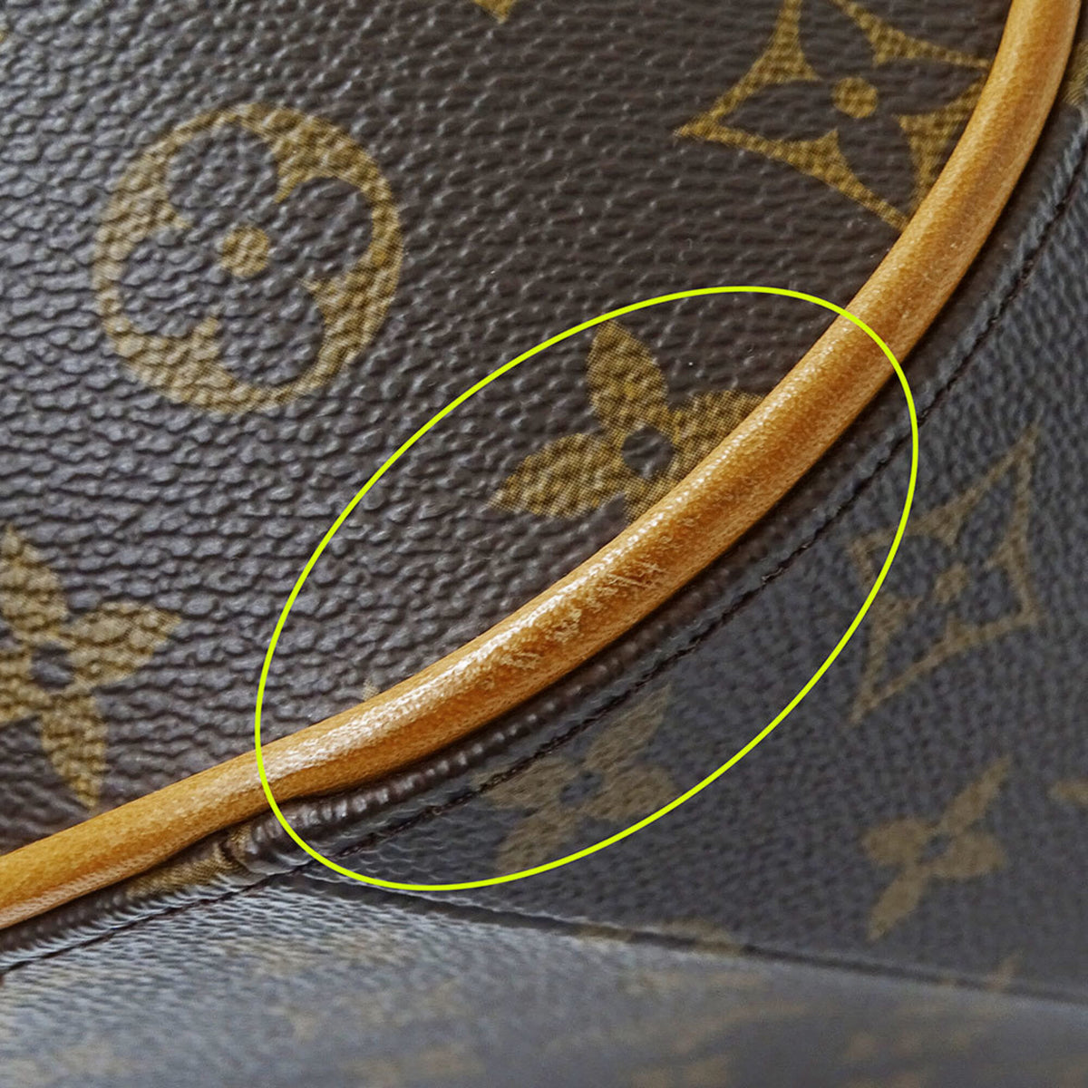 Louis Vuitton Brown Monogram Monogram Handbag (Pre-Owned)