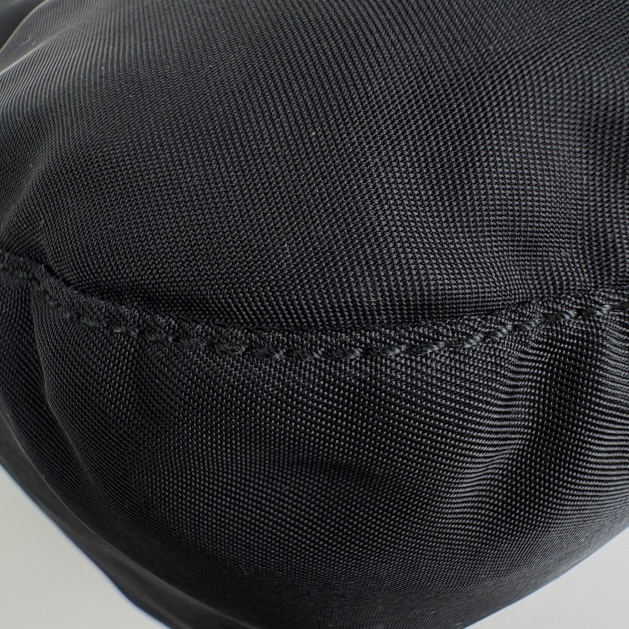 Prada Black Nylon Leather Messenger Bag Shoulder Bag (Pre-Owned)