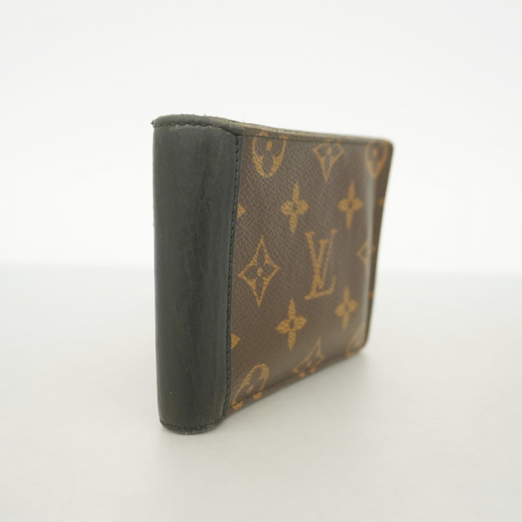Louis Vuitton Black Brown Wallet (Bi-Fold) (Pre-Owned)