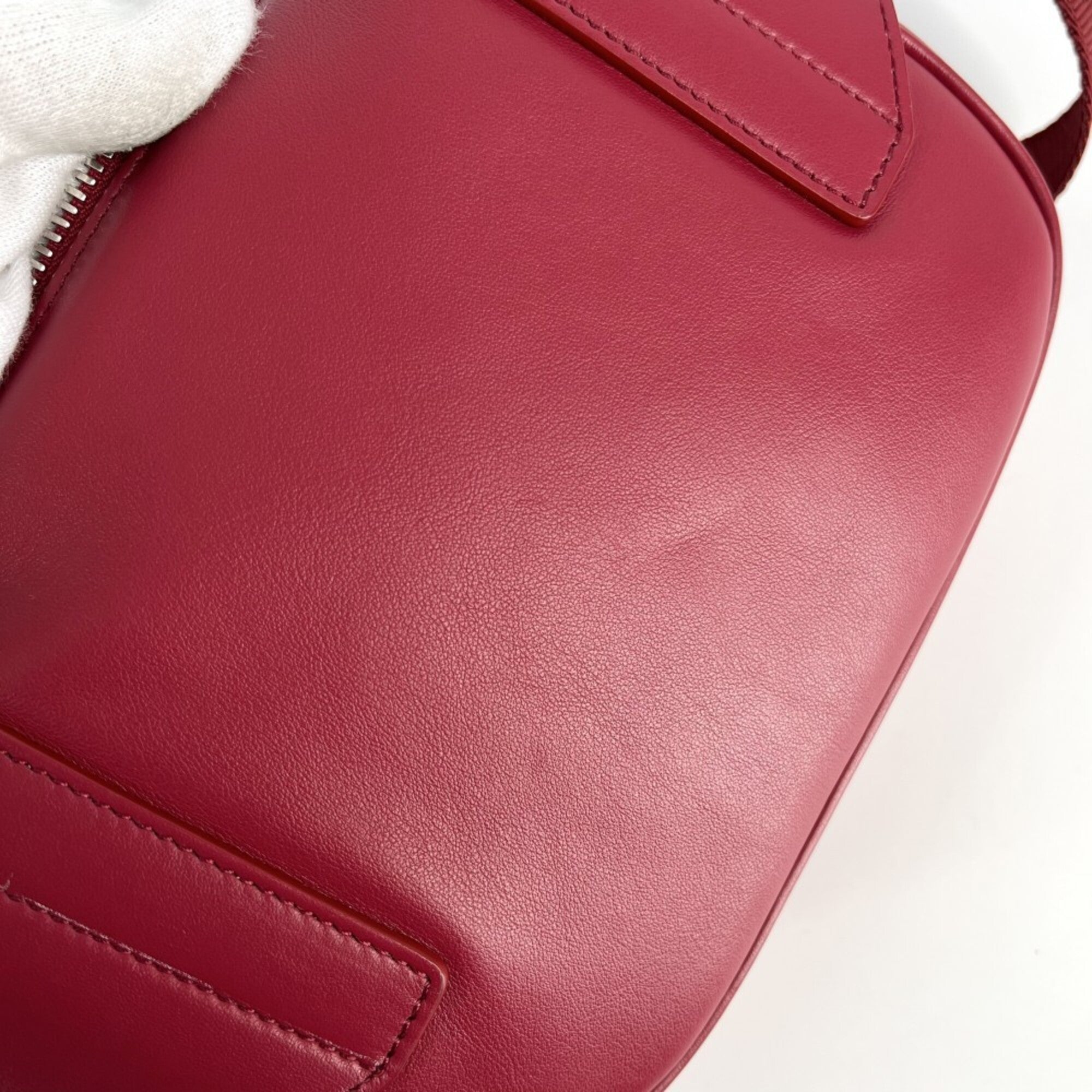 Christian Dior Red Color Leather Sling Bag (Pre-Owned)