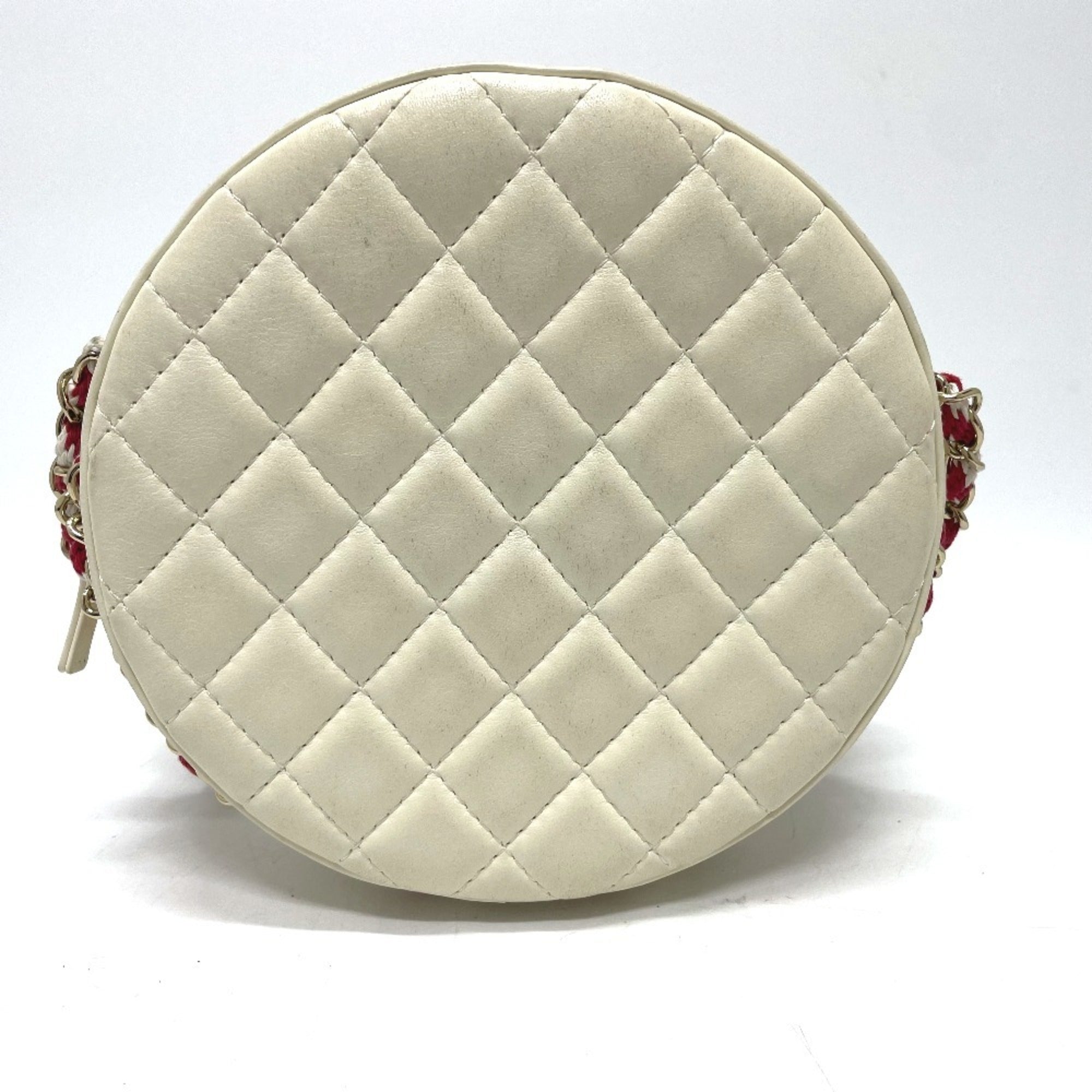 Chanel Red Color White Vinyl Leather Pochette Shoulder Bag (Pre-Owned)