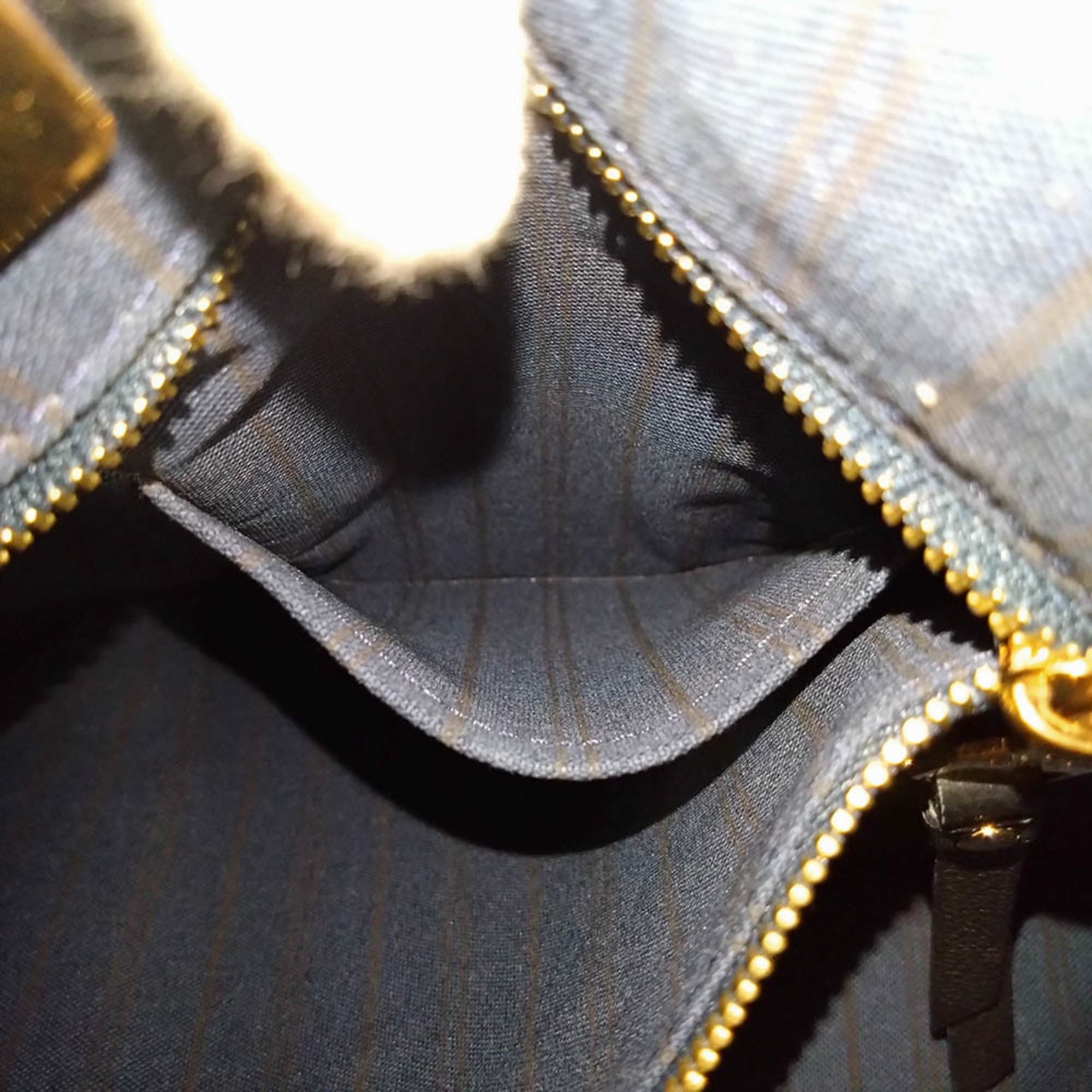 Louis Vuitton Black Infini Monogram Monogram Empreinte Pouch Shoulder Bag Tote Bag (Pre-Owned)