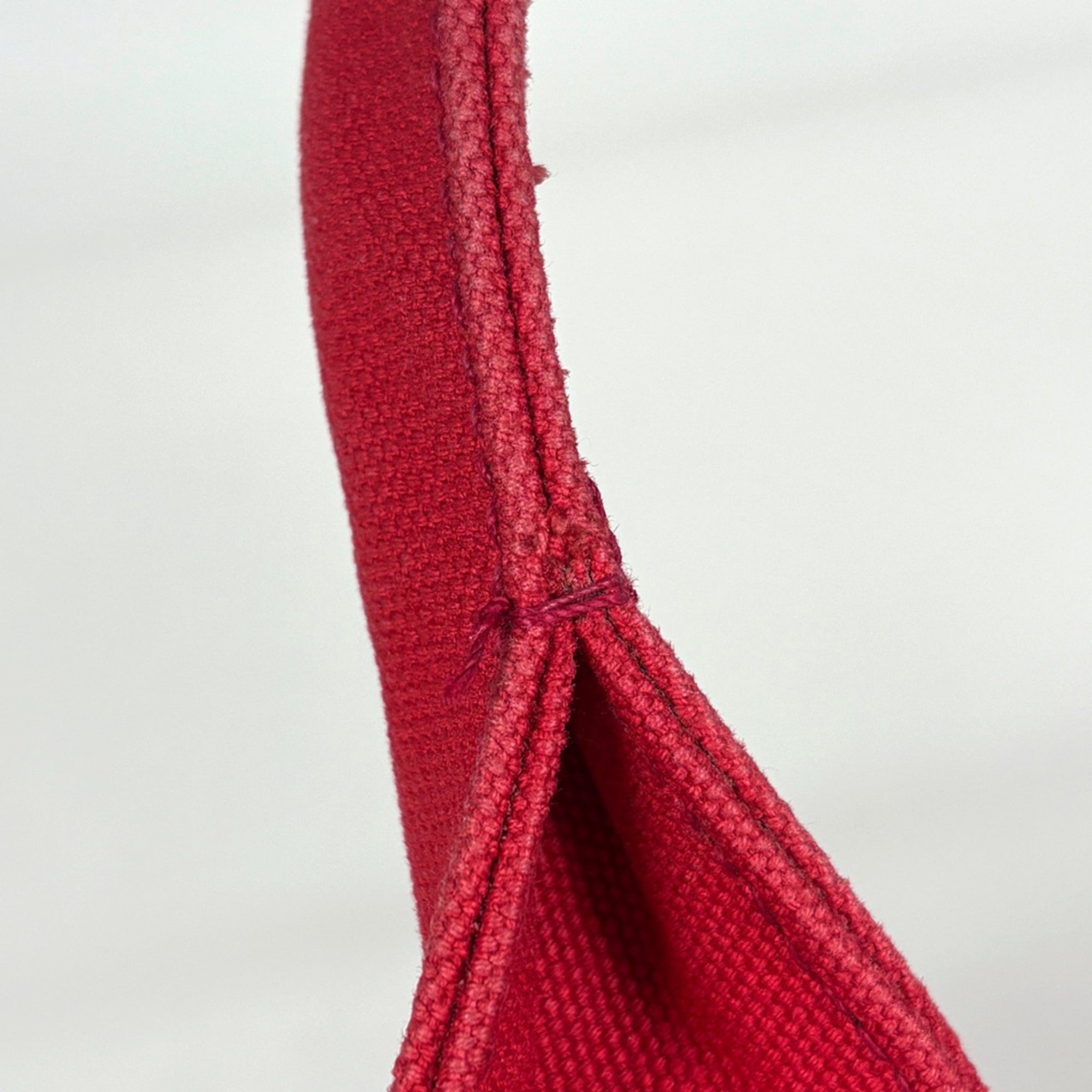 Prada Red Color Canapa Shoulder Bag Tote Bag (Pre-Owned)