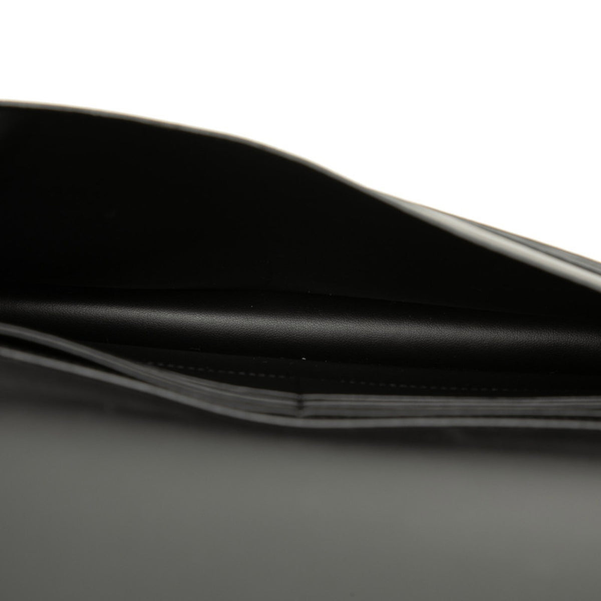 Valentino Black Leather Clutch Bag (Pre-Owned)
