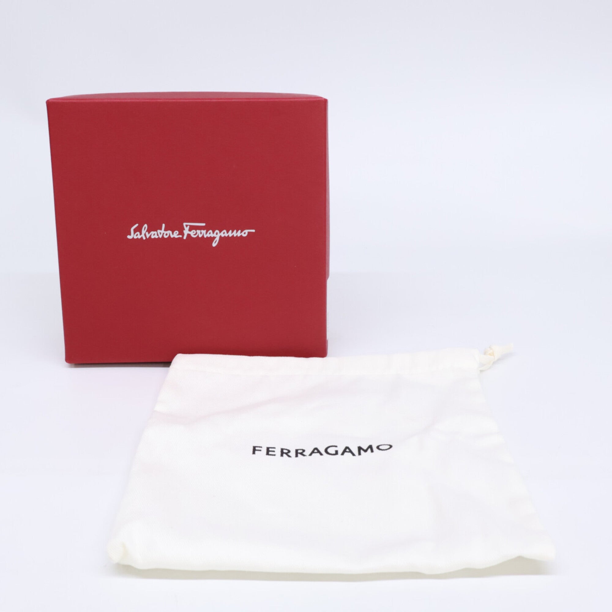 Salvatore Ferragamo Pink Leather Coin Purse/Coin Case (Pre-Owned)