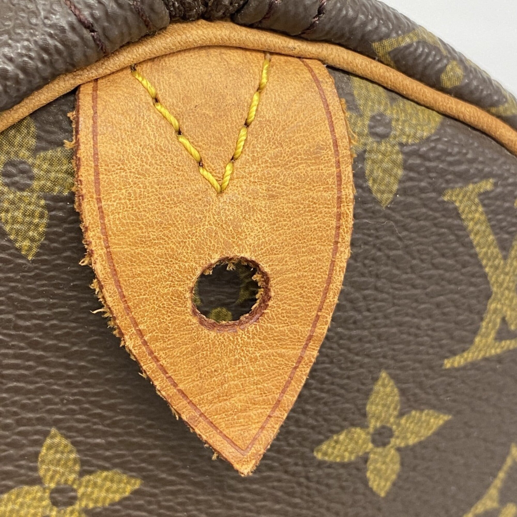 Louis Vuitton Brown Handbag (Pre-Owned)