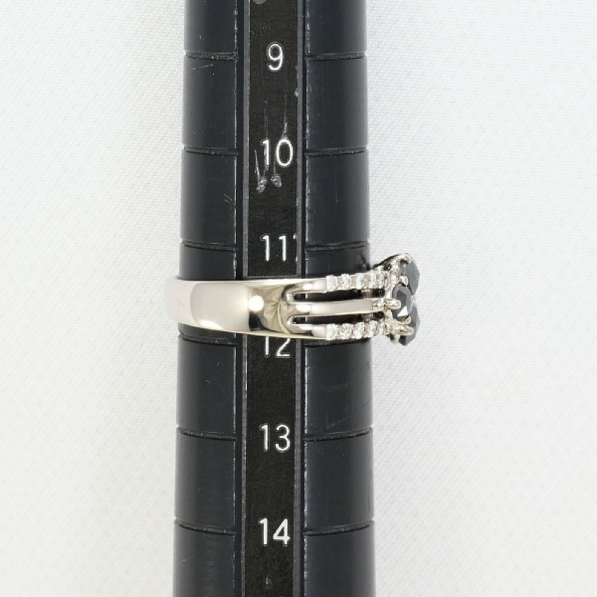 Unbranded Black White Gold White Gold (14K) Band Ring (Pre-Owned)