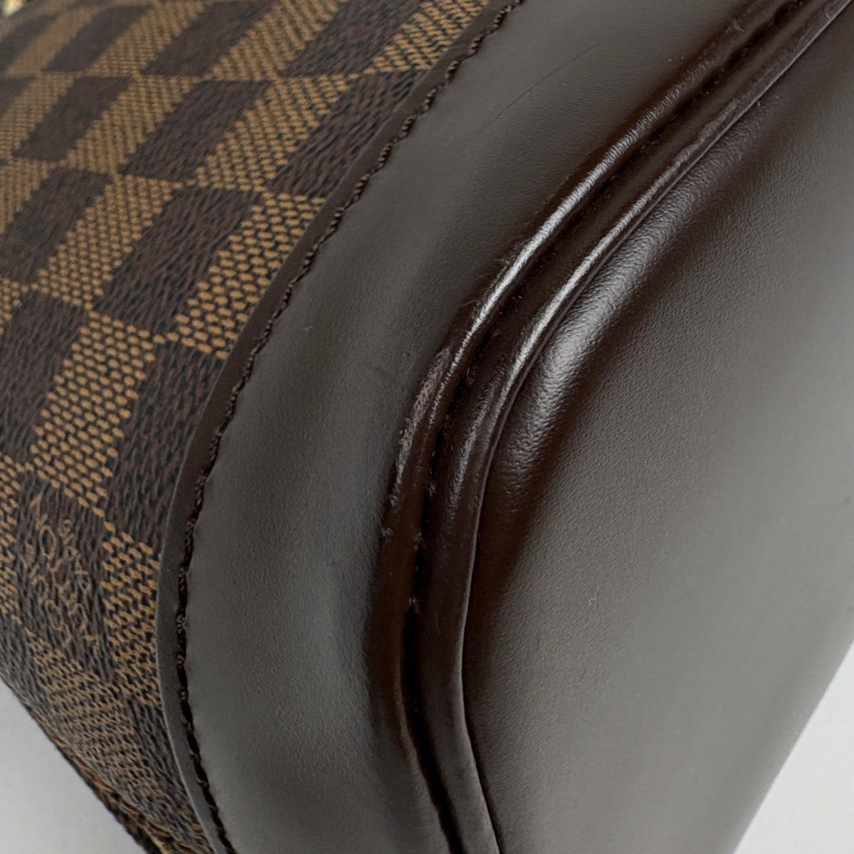 Louis Vuitton Brown Damier Canvas Handbag (Pre-Owned)