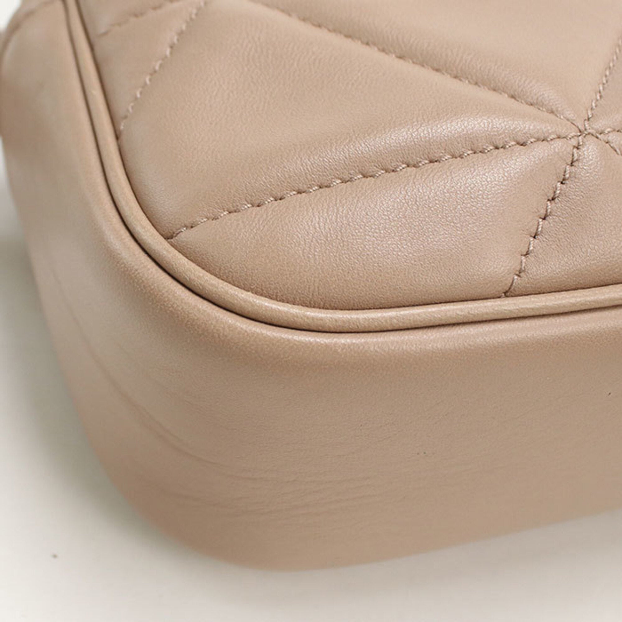 Prada Pink Leather Shoulder Bag (Pre-Owned)