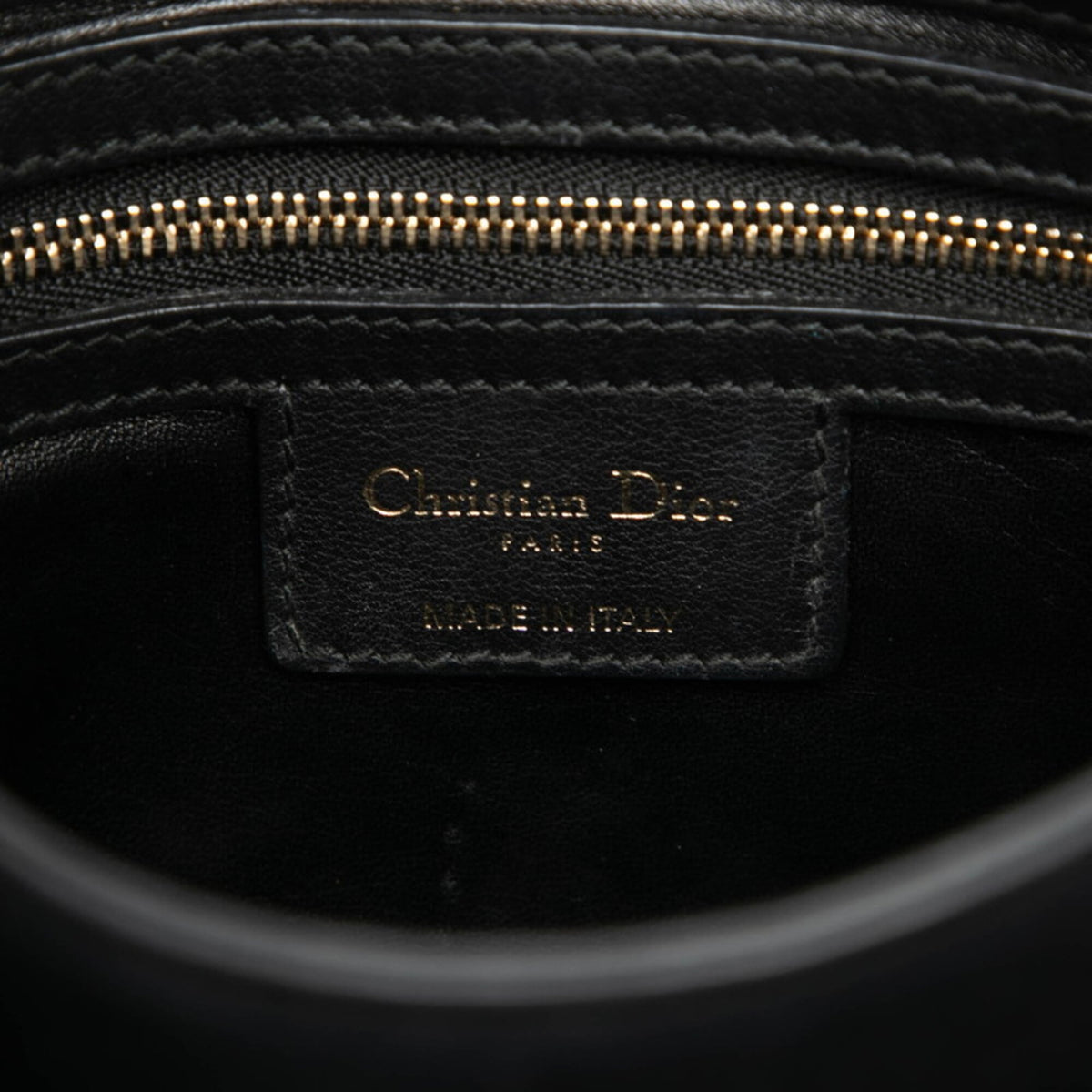 Christian Dior Navy Leather Shoulder Bag (Pre-Owned)