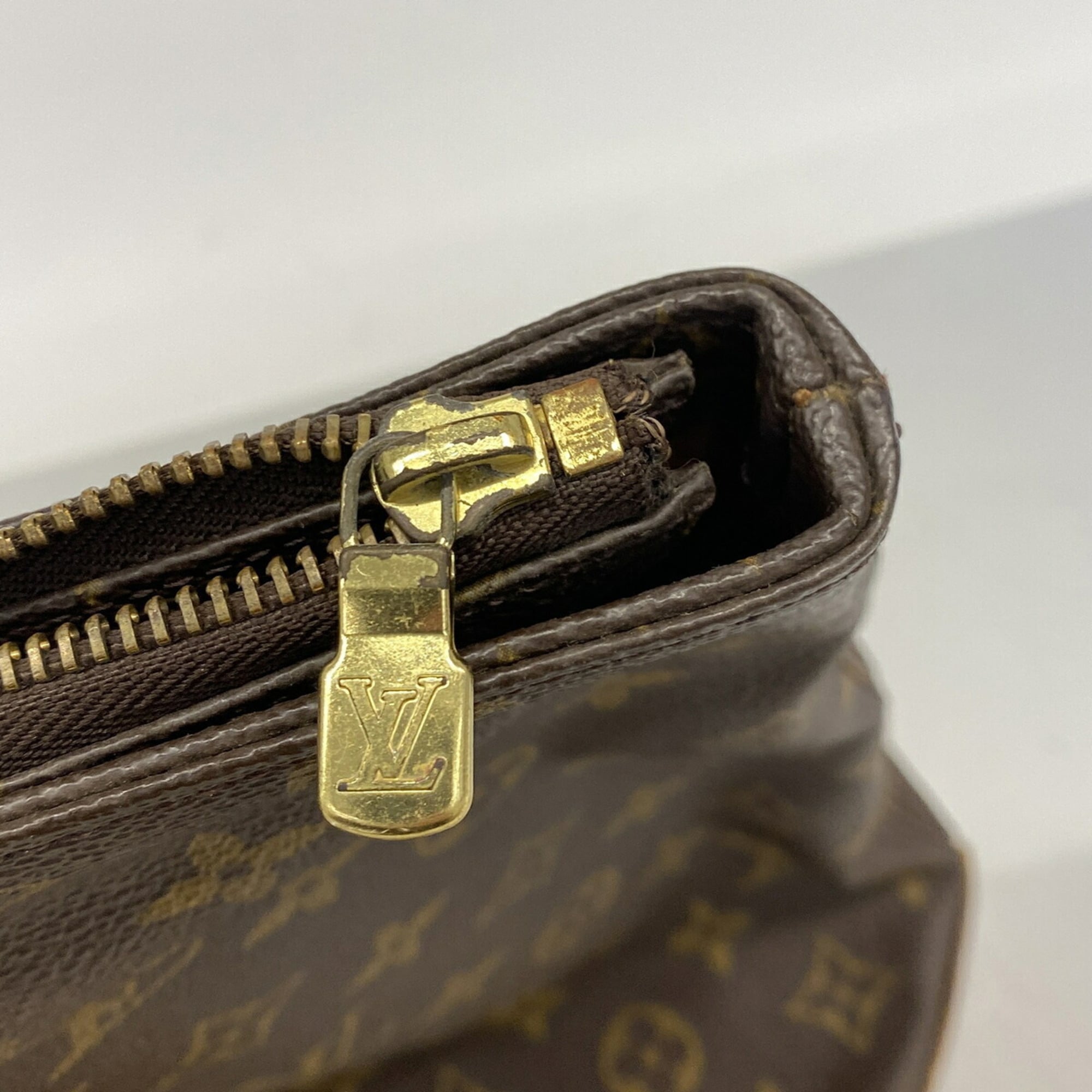Louis Vuitton Brown Tote Bag (Pre-Owned)