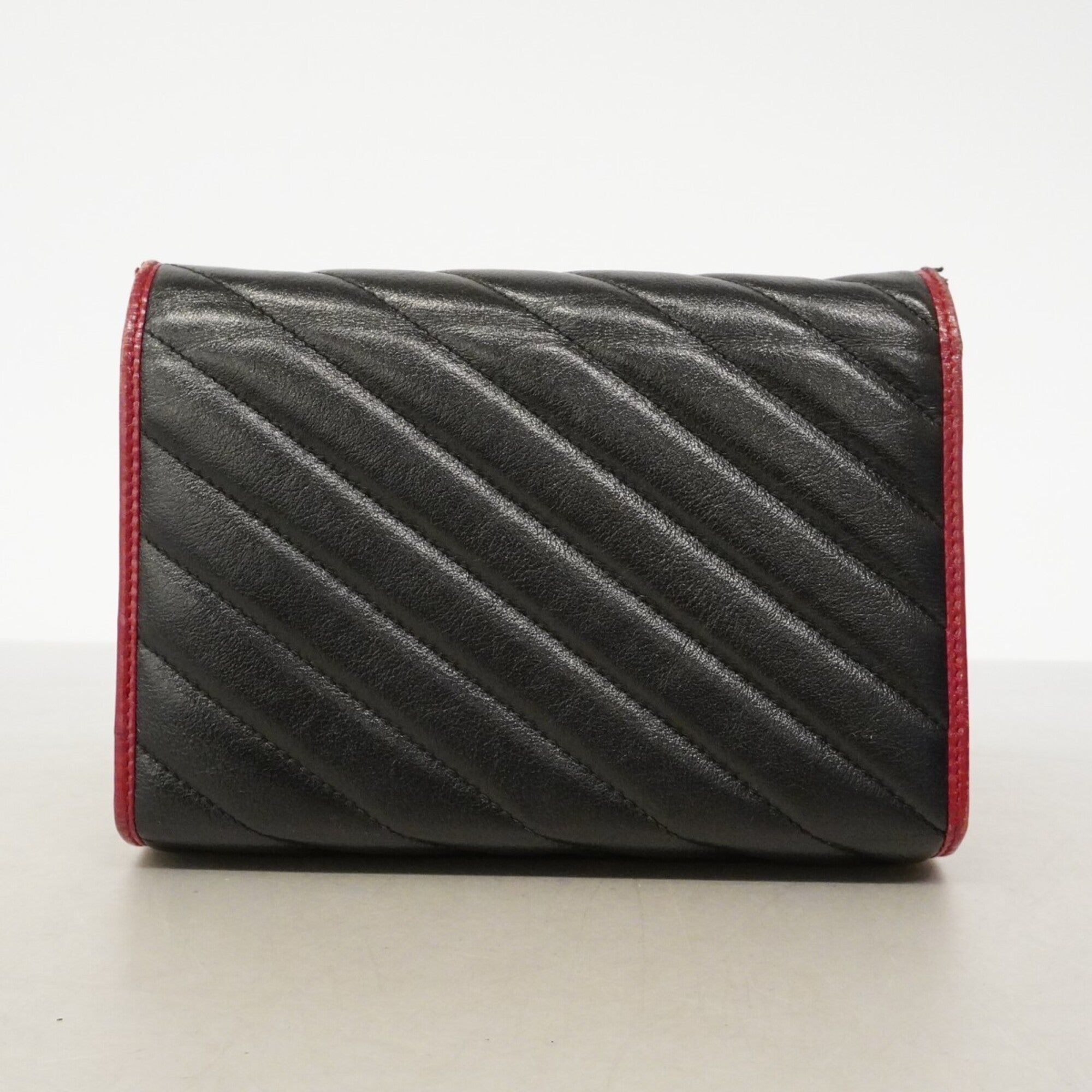 Gucci Black Leather Chain/Shoulder Wallet (Pre-Owned)