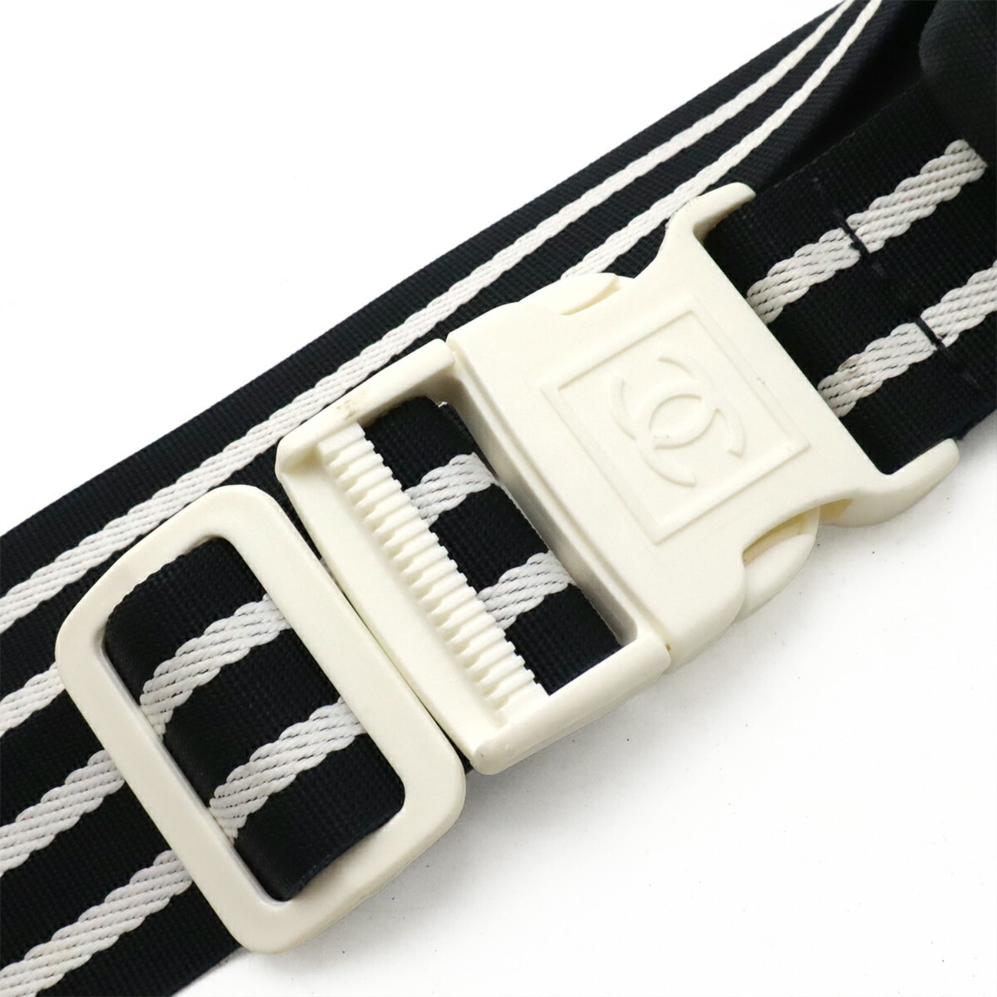 Chanel Sport Navy White Canvas Fanny Pack (Pre-Owned)