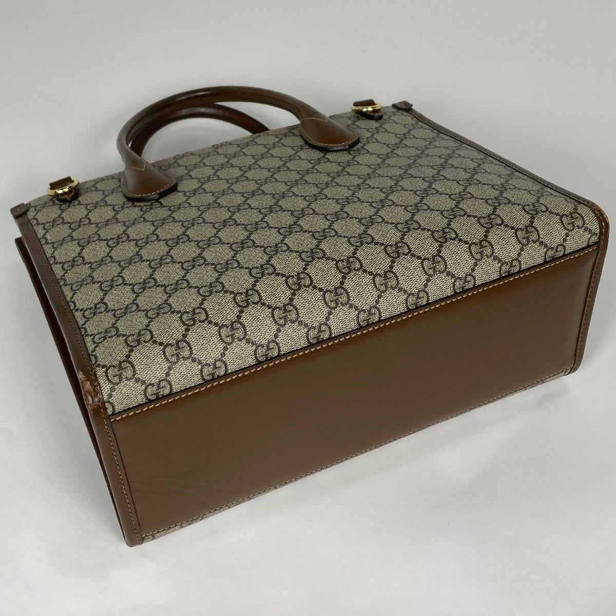 Gucci Brown Gg Supreme Leather Handbag (Pre-Owned)