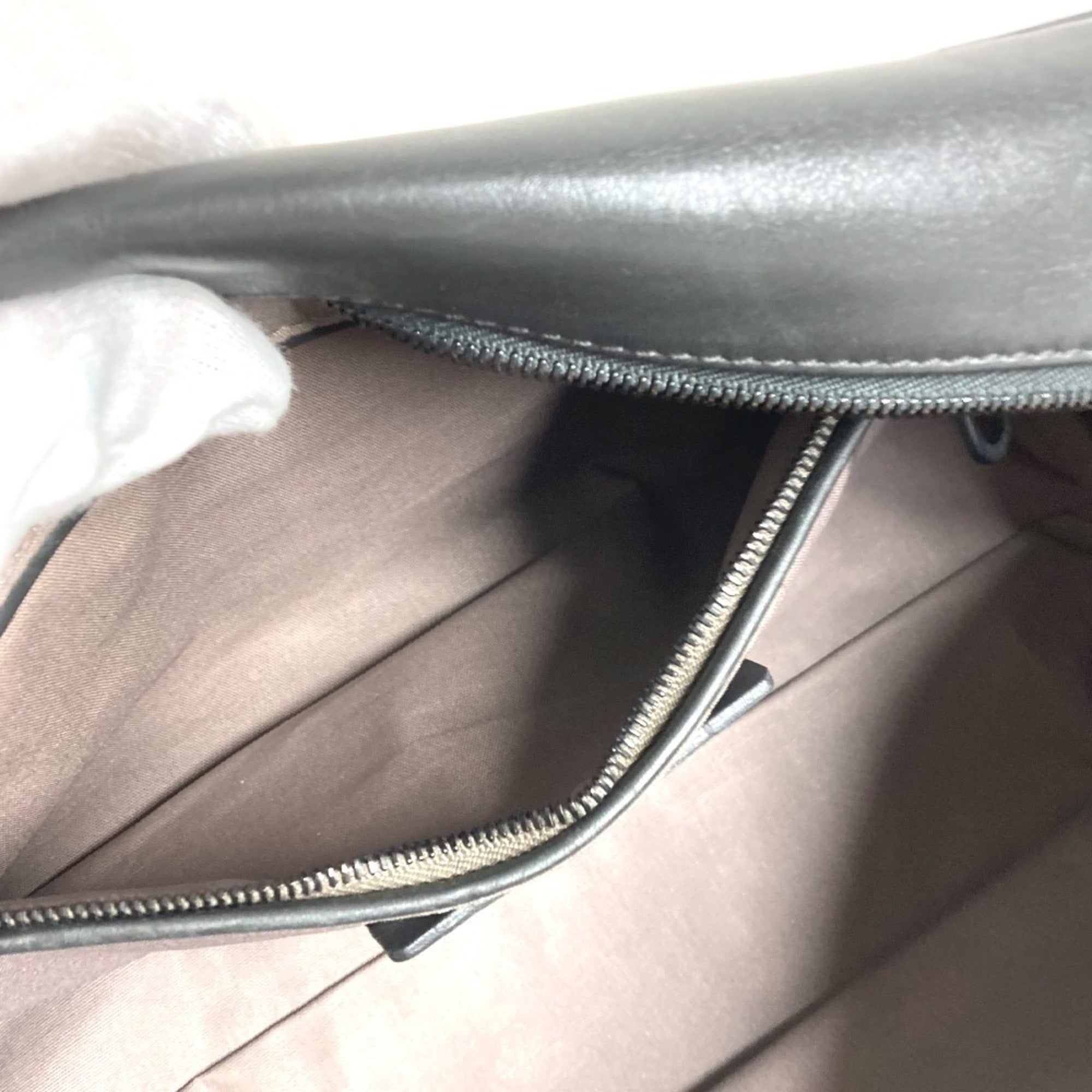 Bottega Veneta Intrecciato Dark Gray Leather Clutch Bag Handbag (Pre-Owned)