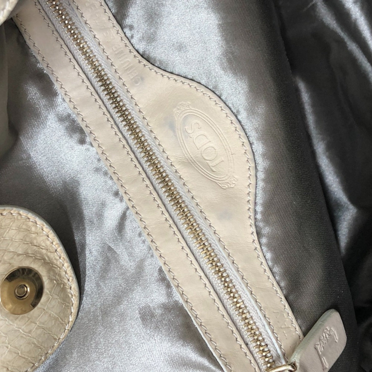 Tod's White Leather Handbag Shoulder Bag Tote Bag (Pre-Owned)