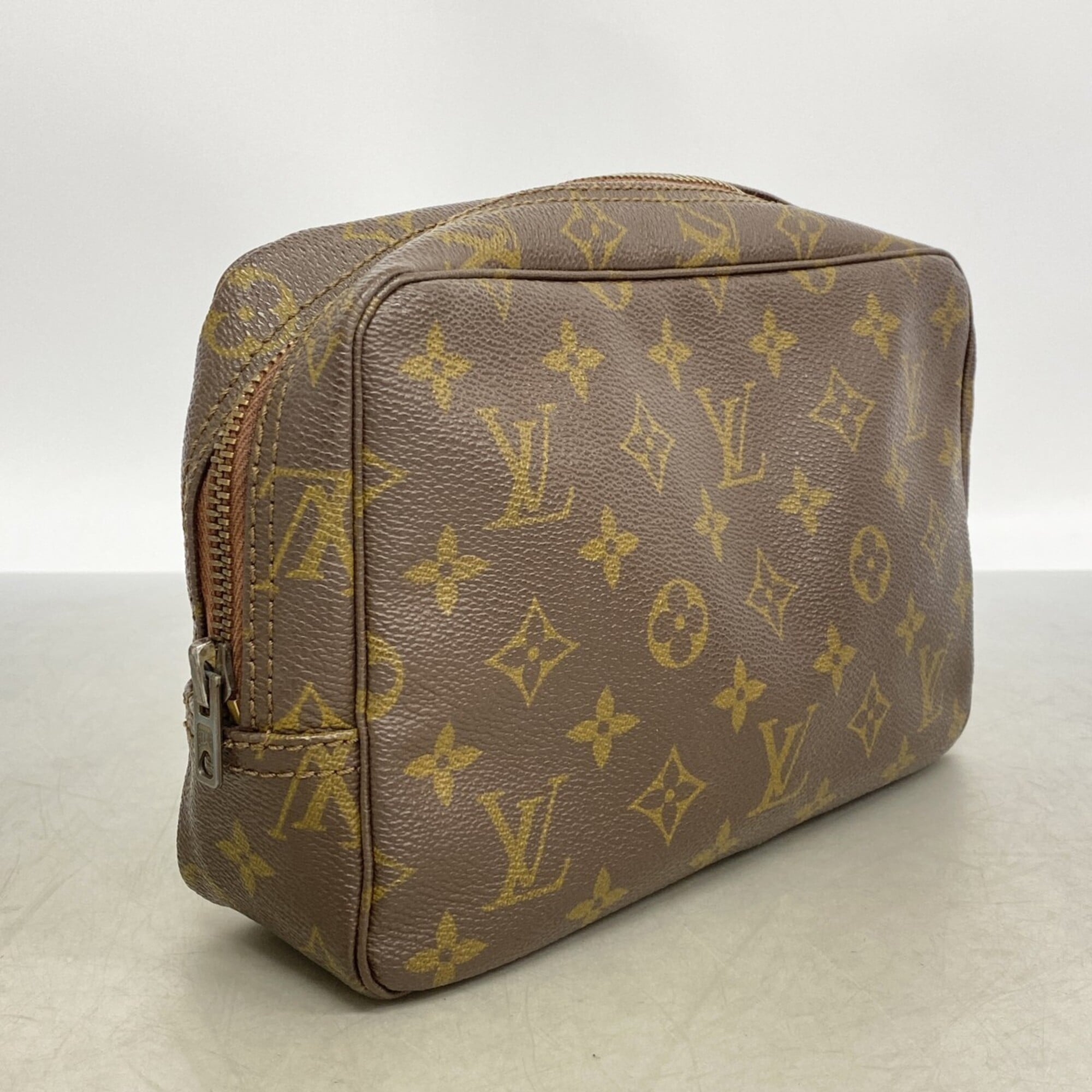 Louis Vuitton Brown Pouch (Pre-Owned)