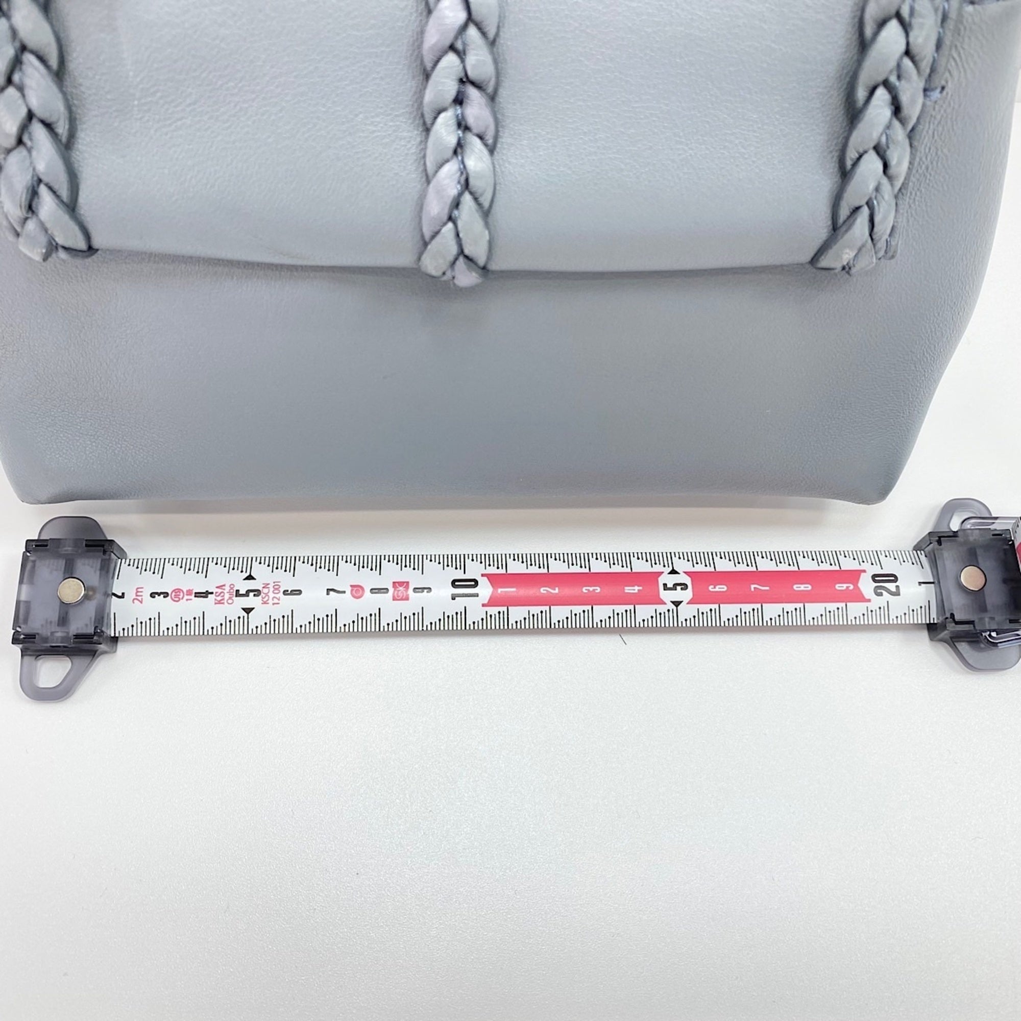 Chloé Gray Handbag (Pre-Owned)