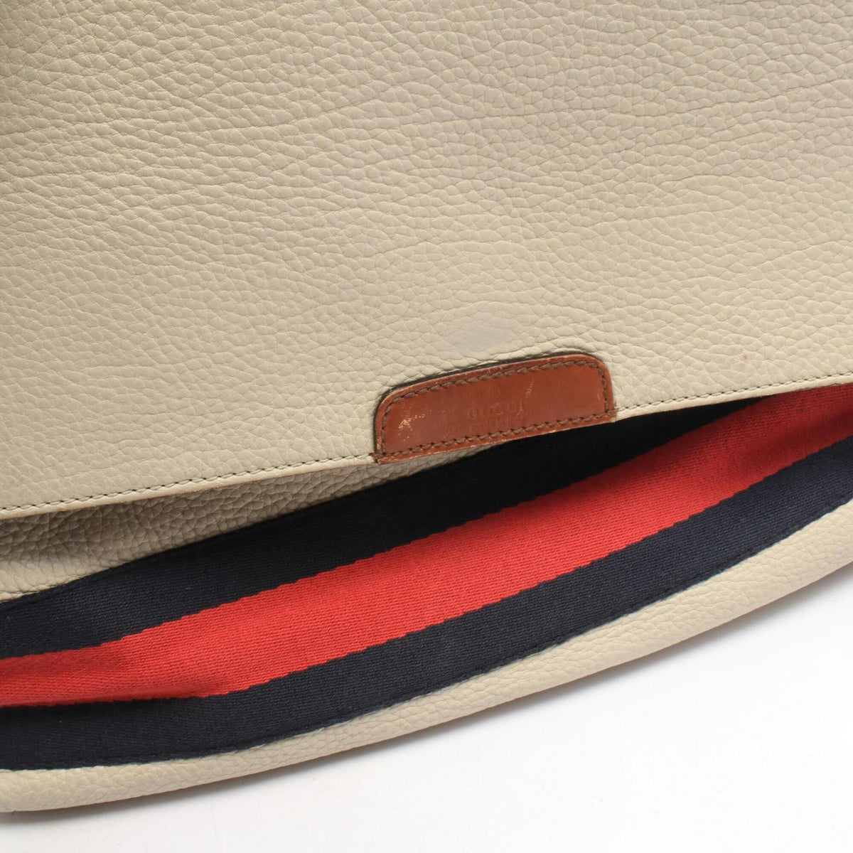 Gucci Ivory Leather Handbag Shoulder Bag (Pre-Owned)