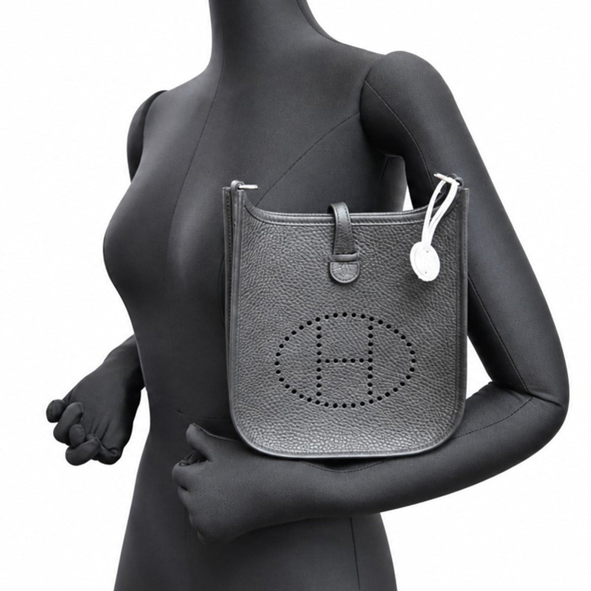 Hermes Noir Taurillon Clemence Leather Shoulder Bag (Pre-Owned)