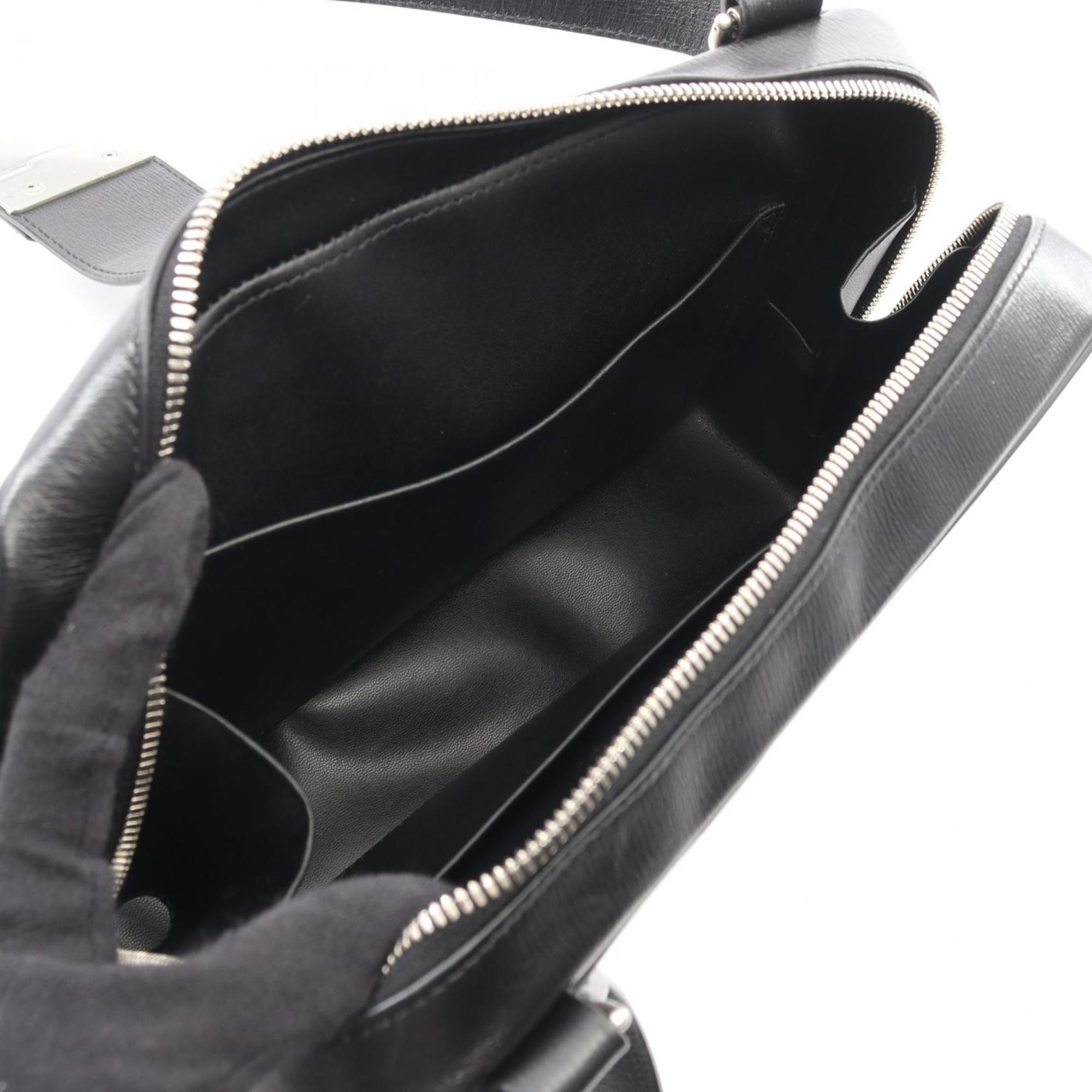 Balenciaga Black Leather Shoulder Bag (Pre-Owned)