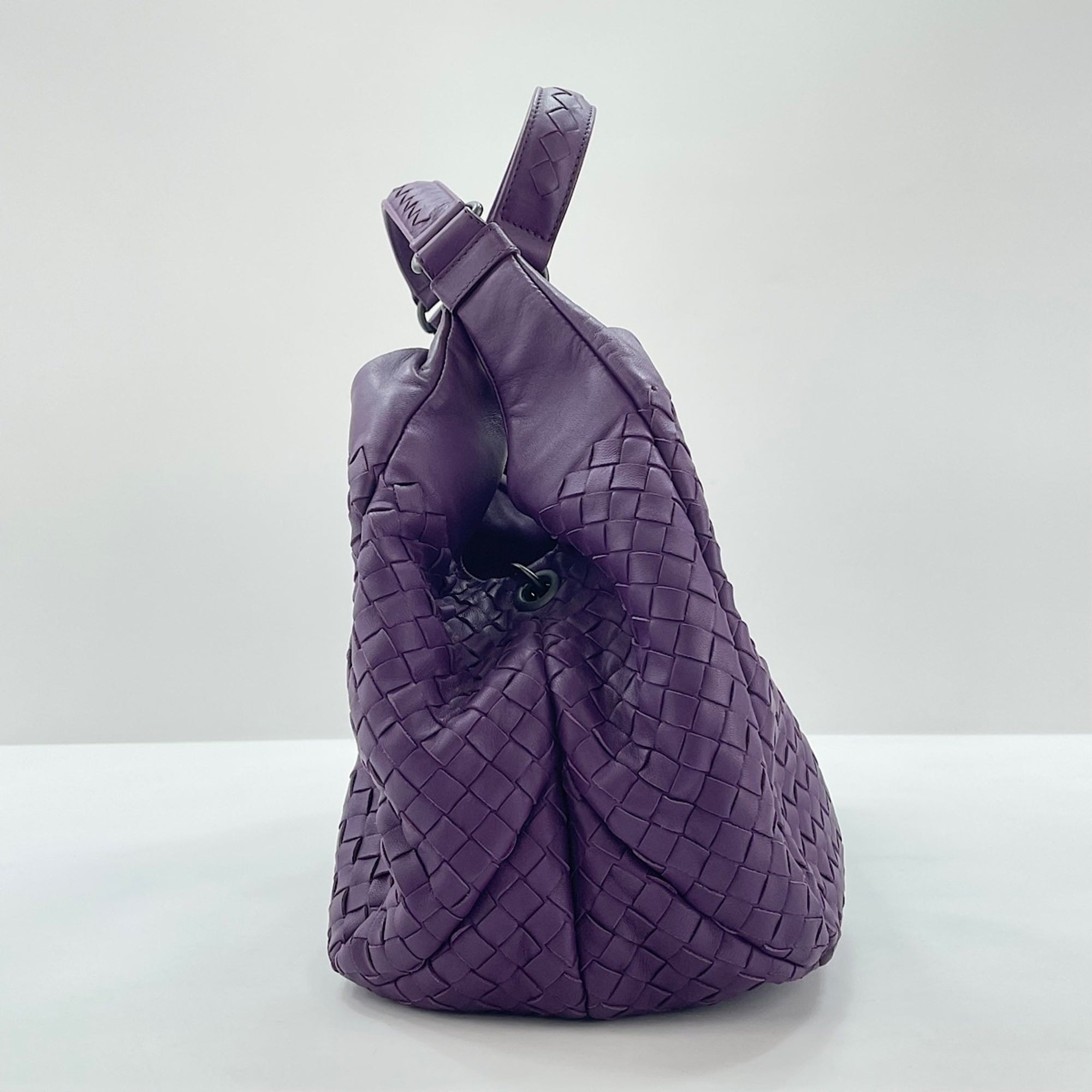 Bottega Veneta Intrecciato Purple Intrecciato Shoulder Bag (Pre-Owned)