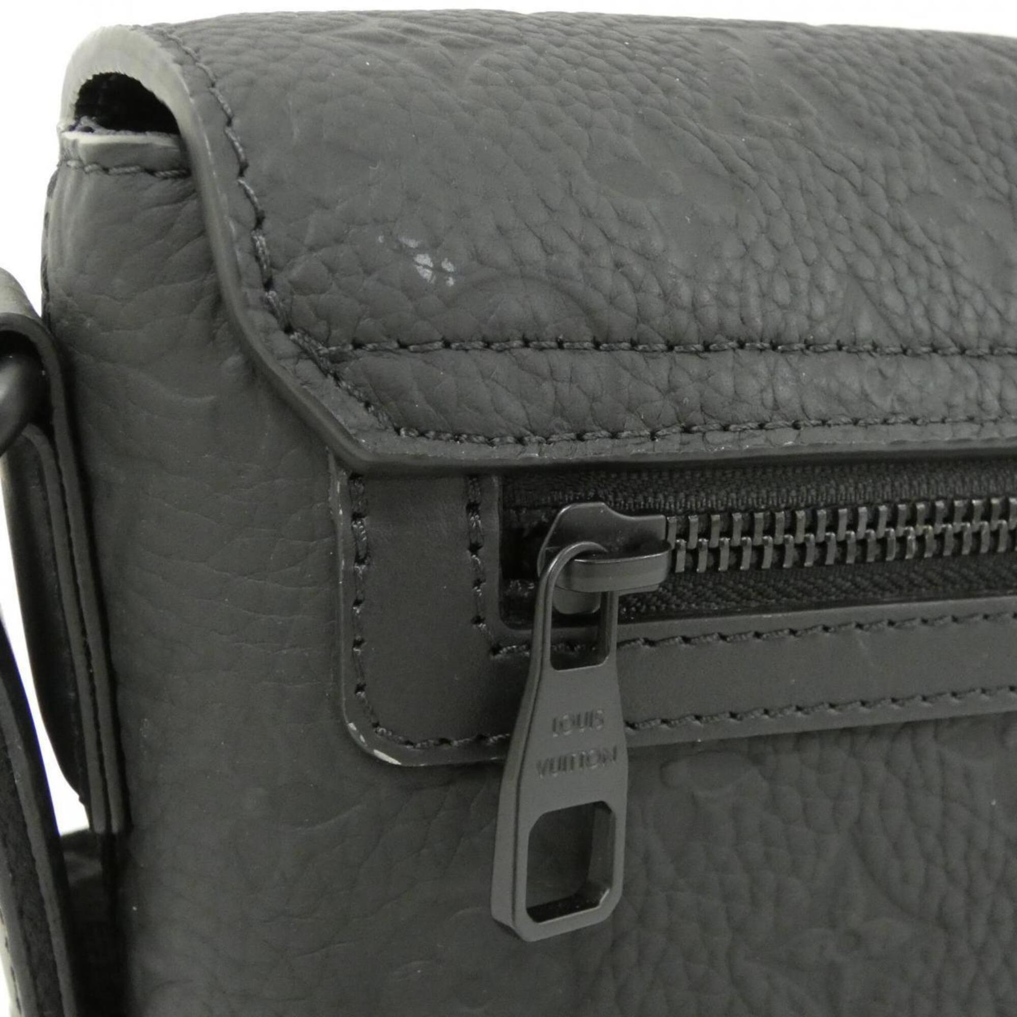 Louis Vuitton Black Leather Shoulder Bag (Pre-Owned)