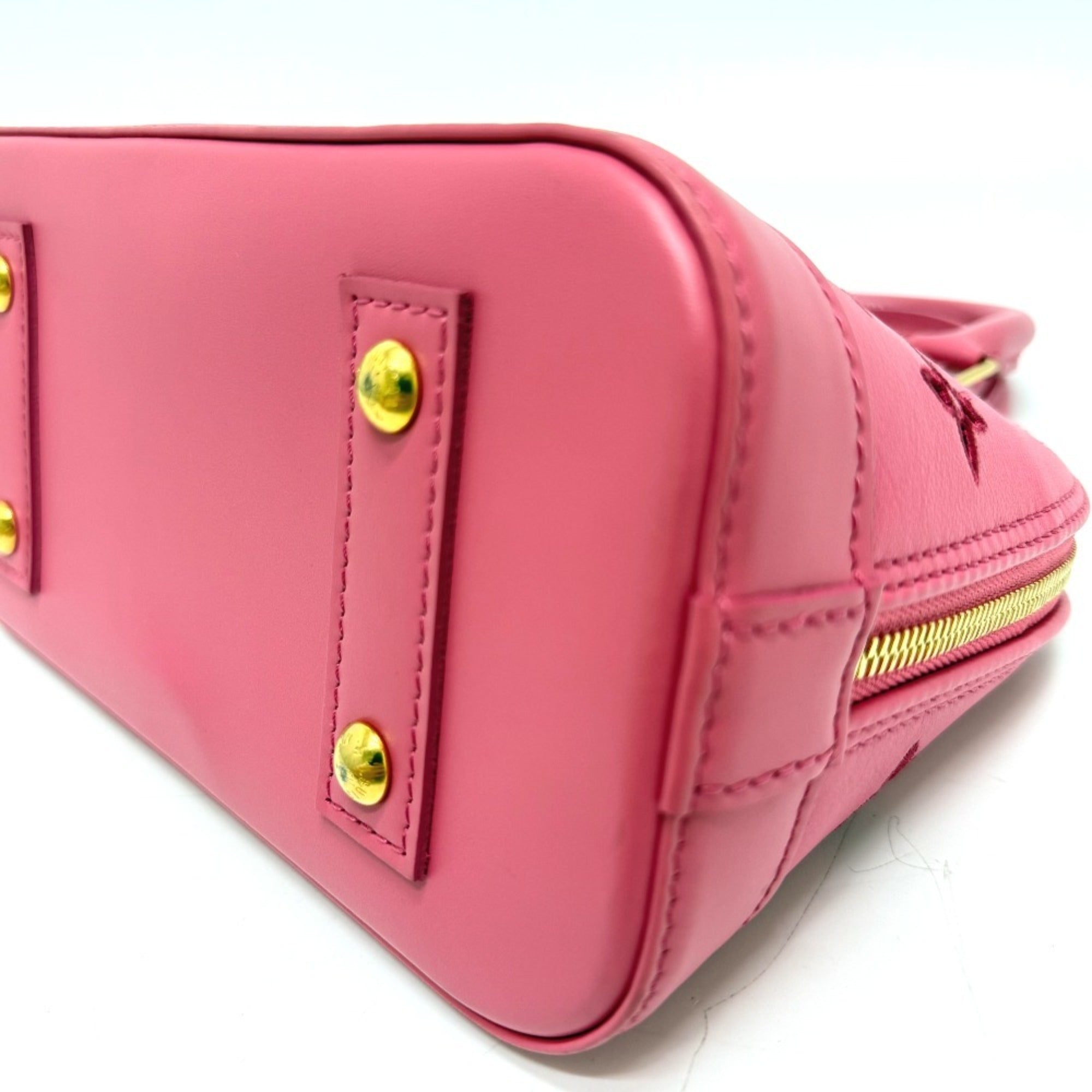Louis Vuitton Pink Leather Handbag (Pre-Owned)