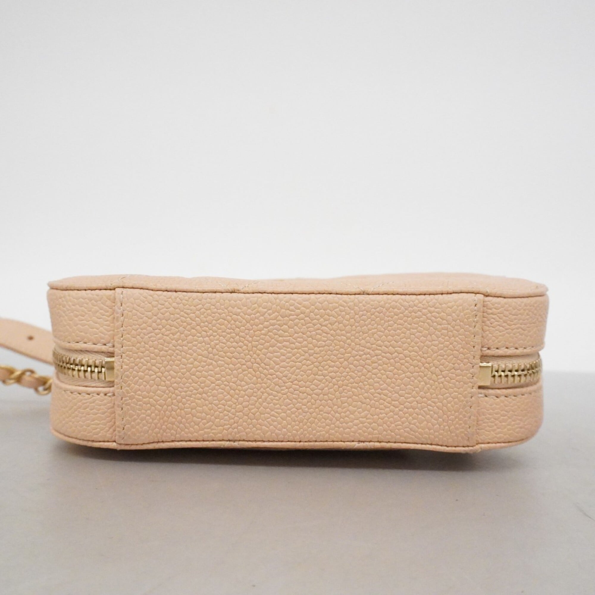 Chanel Beige Grained Calfskin Shoulder Bag (Pre-Owned)