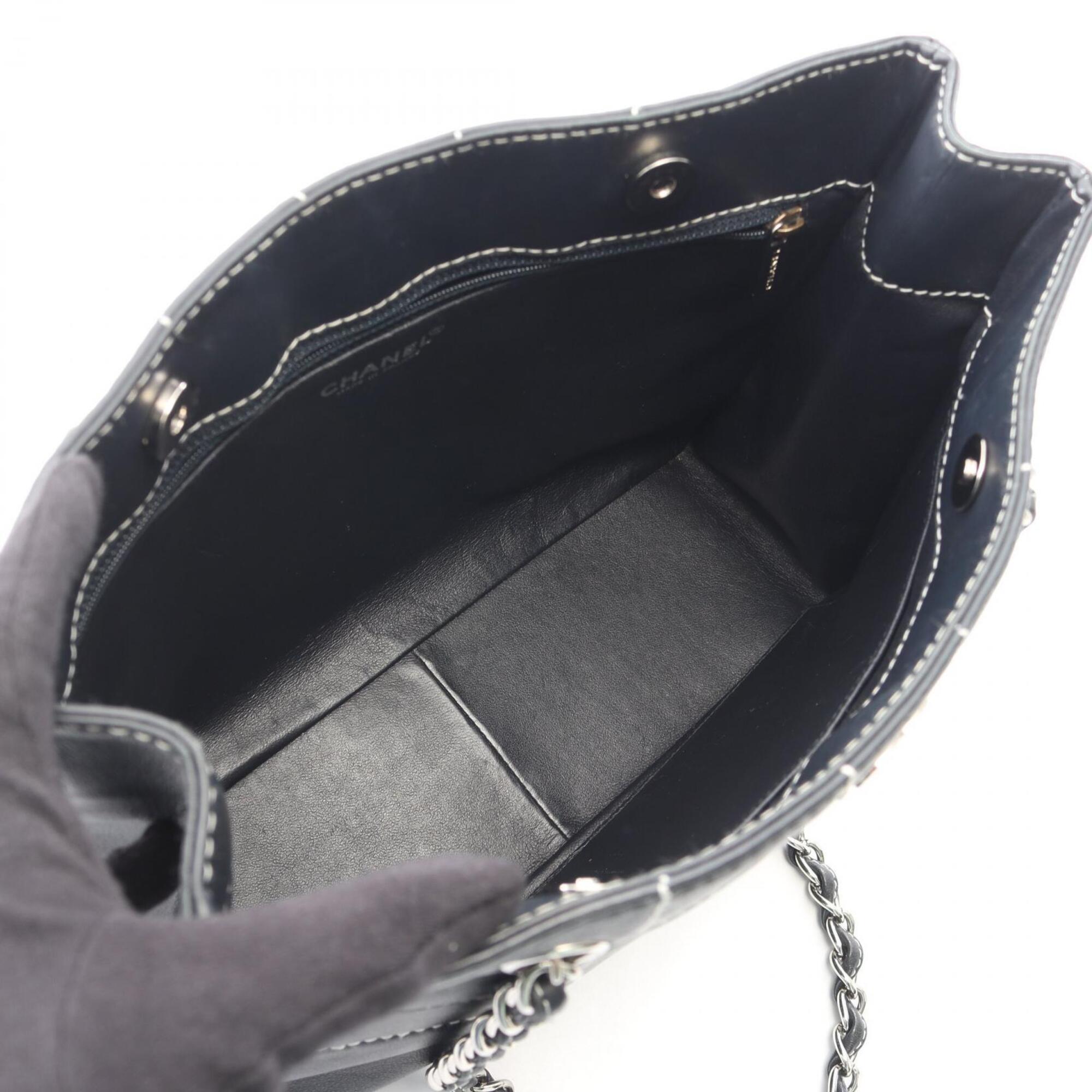 Chanel Navy Leather Handbag Tote Bag (Pre-Owned)