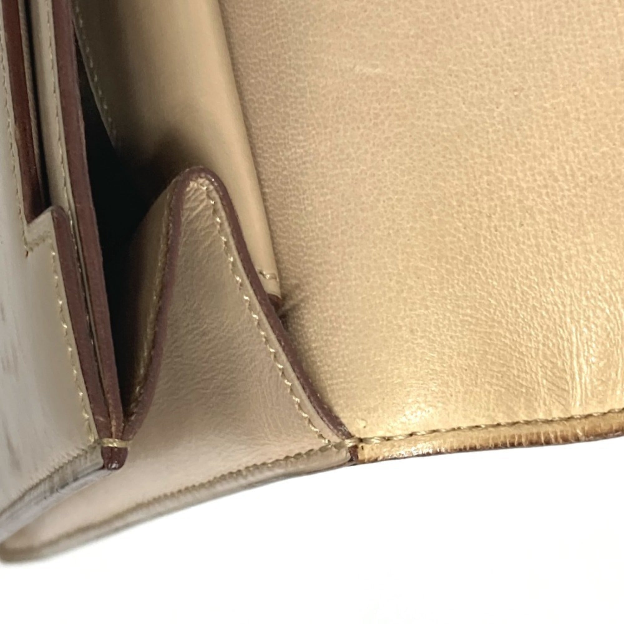Hermes Beige Leather Clutch Bag (Pre-Owned)