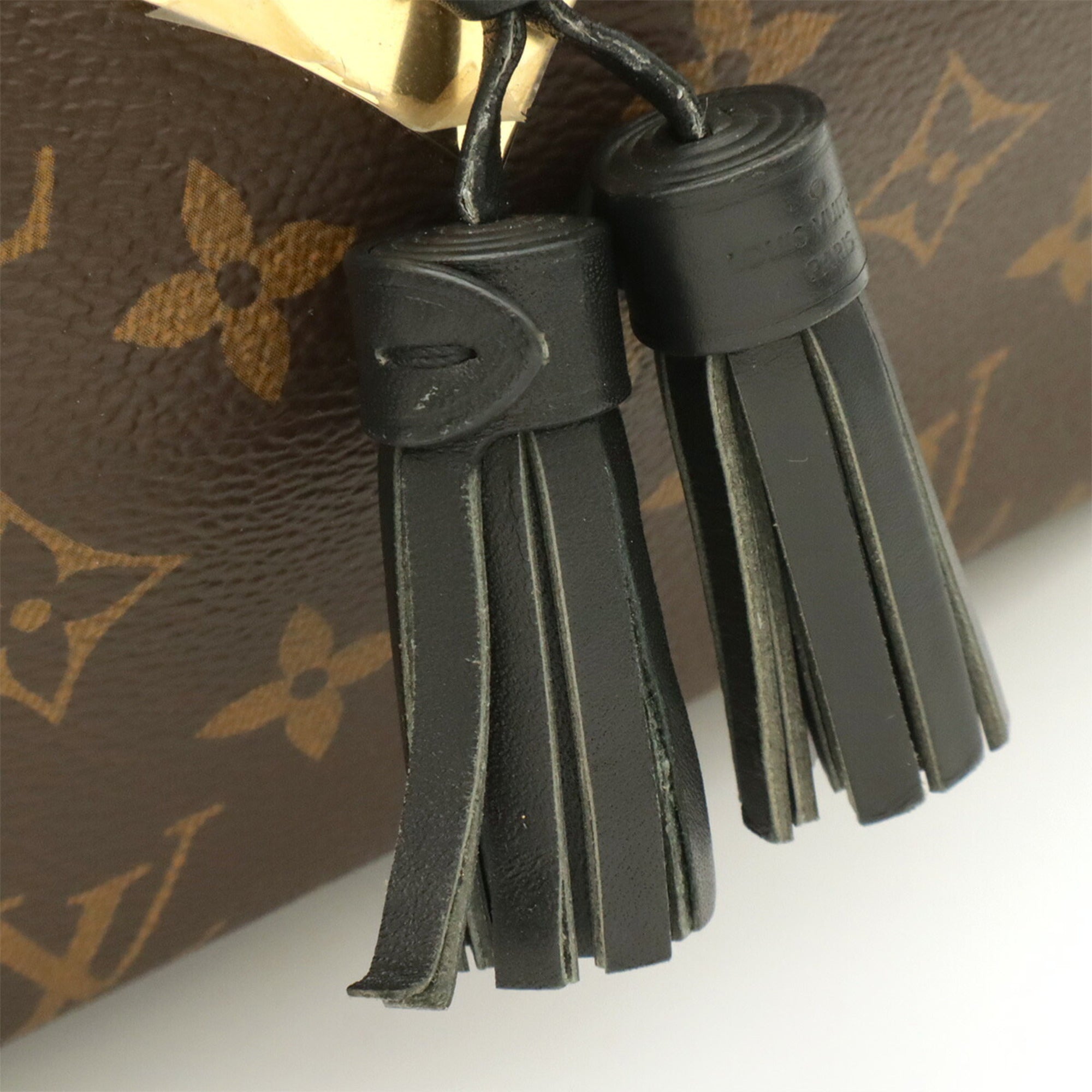 Louis Vuitton Noir Monogram Canvas Handbag Pochette Shoulder Bag (Pre-Owned)