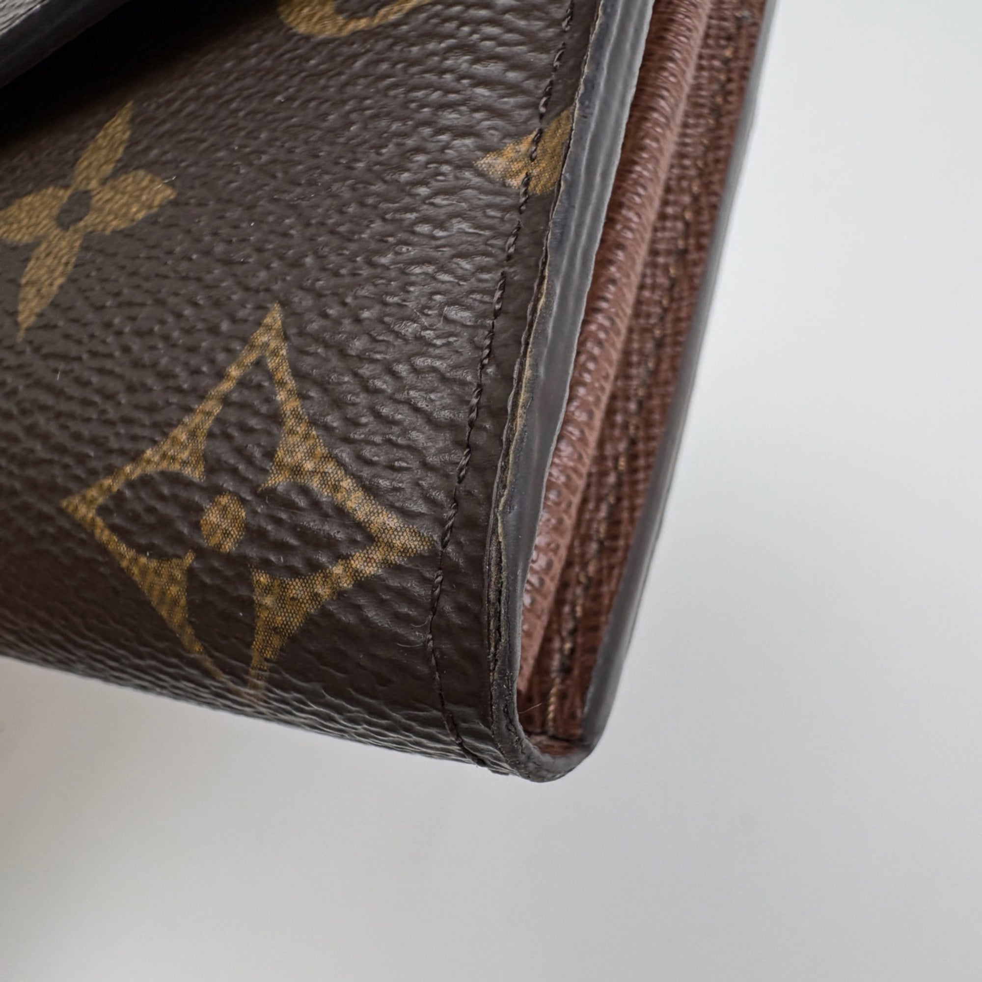 Louis Vuitton Brown Monogram Long Wallet (Bi-Fold) (Pre-Owned)