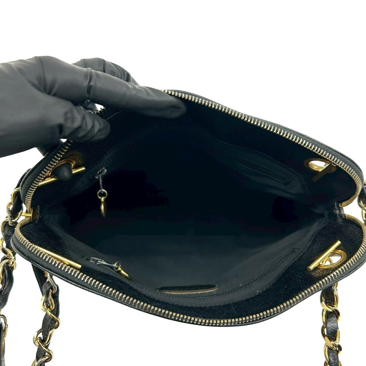 Chanel Black Grained Calfskin Shoulder Bag Tote Bag (Pre-Owned)