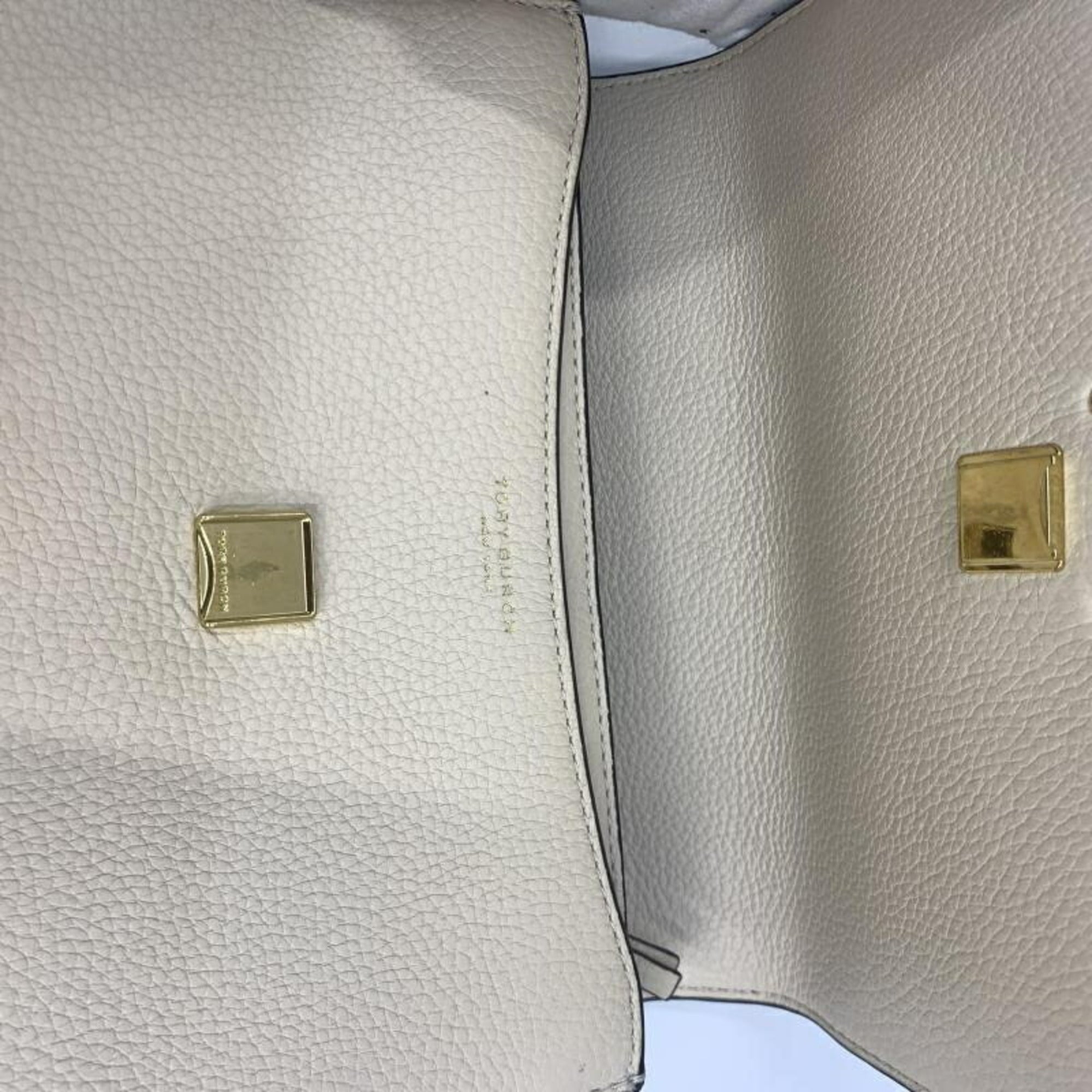 Tory Burch Ivory Shoulder Bag (Pre-Owned)