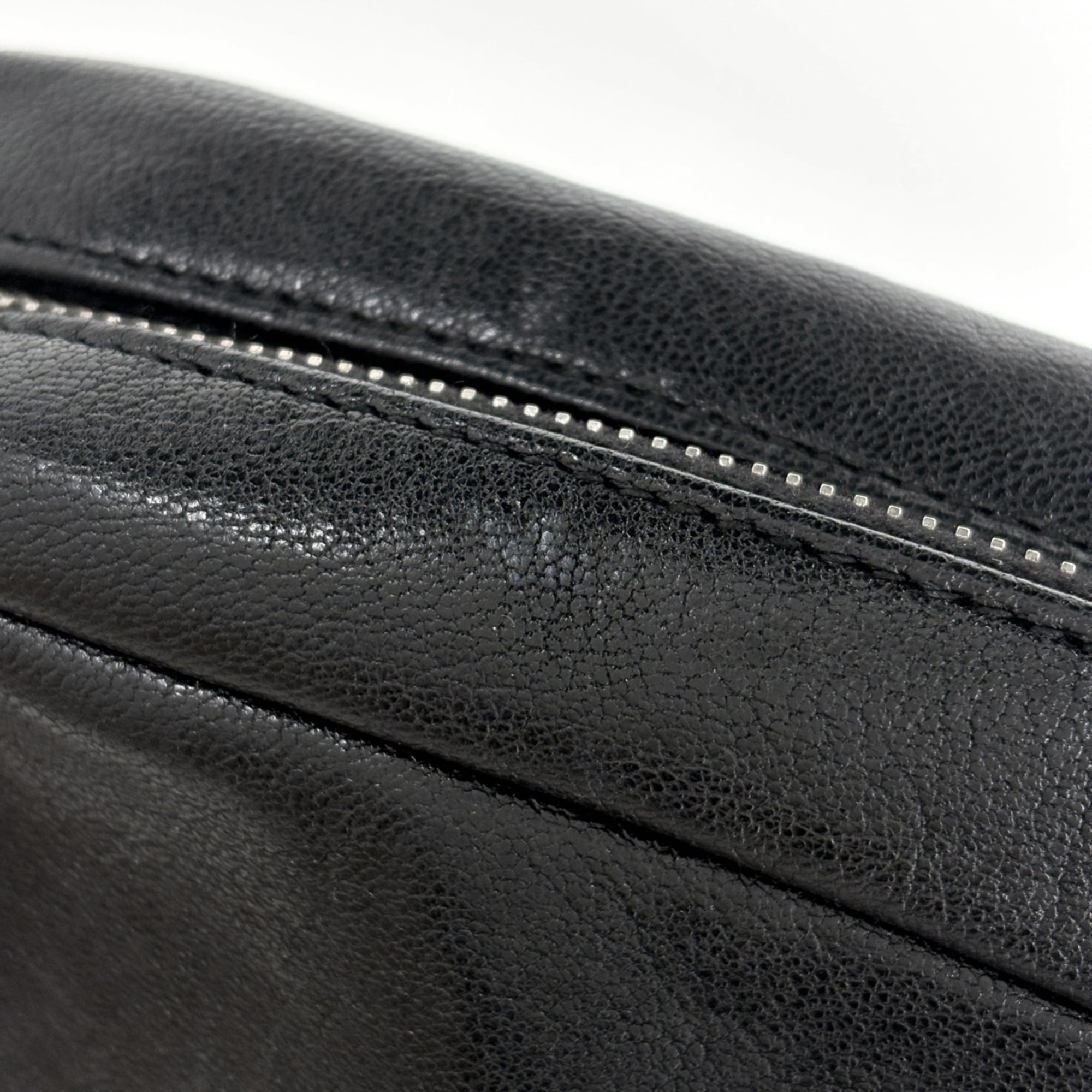 Yves Saint Laurent Black Leather Shoulder Bag (Pre-Owned)