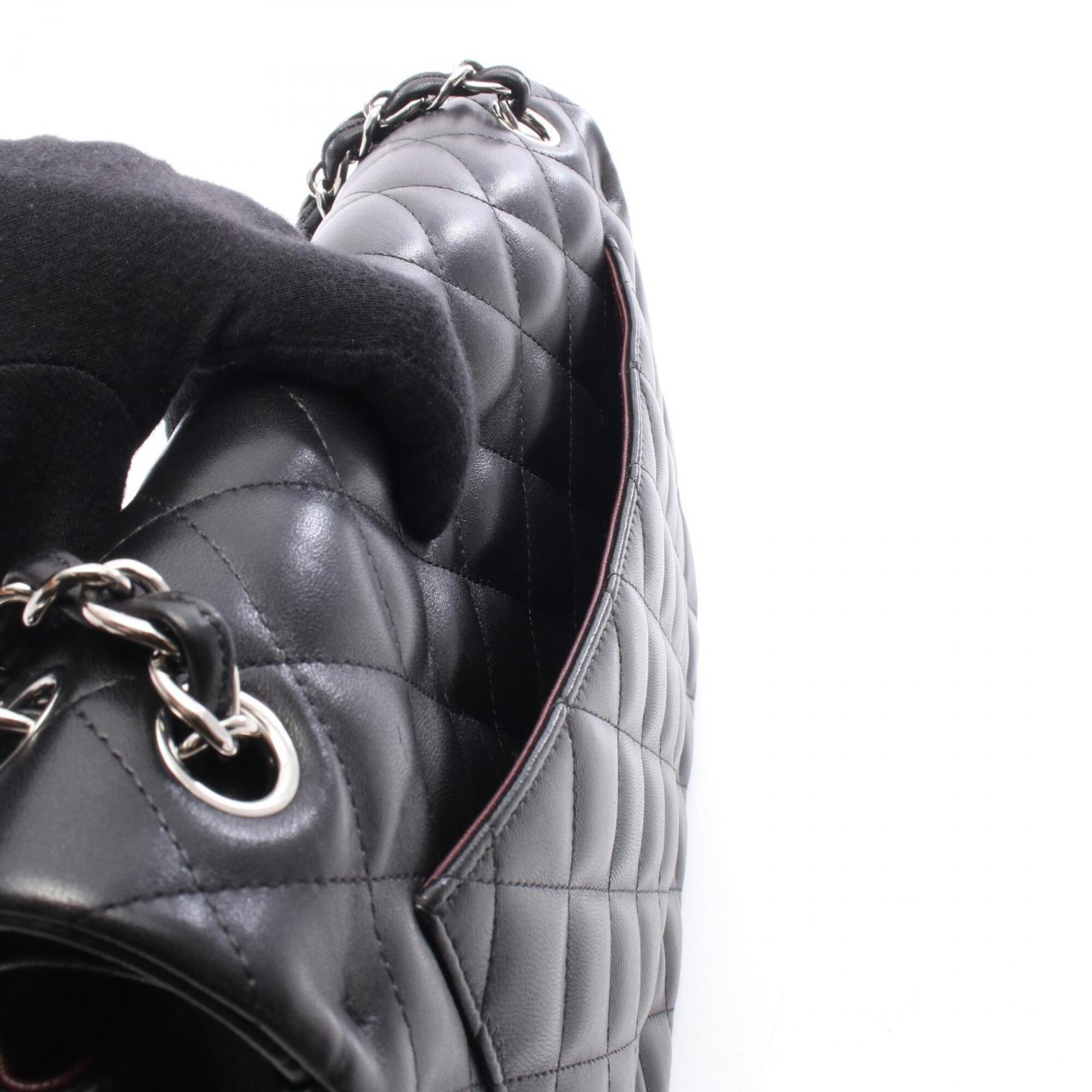 Chanel Black Leather Handbag Shoulder Bag (Pre-Owned)