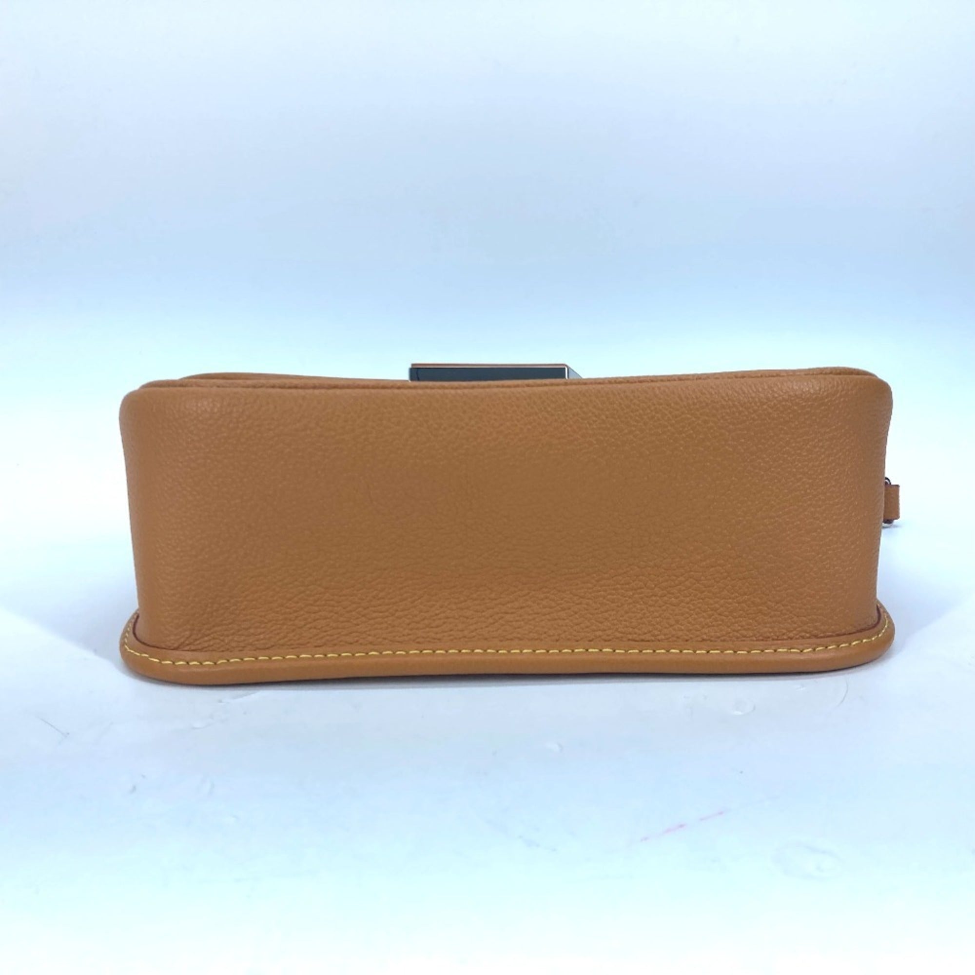 Louis Vuitton Beige Epi Leather Pochette Shoulder Bag (Pre-Owned)
