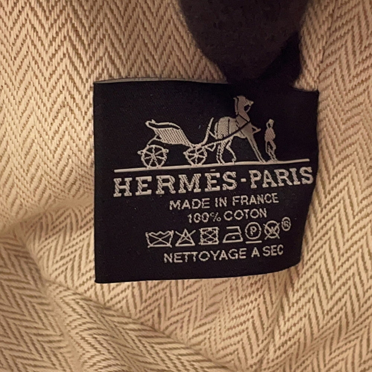 Hermes Kara Feu Canvas Handbag (Pre-Owned)