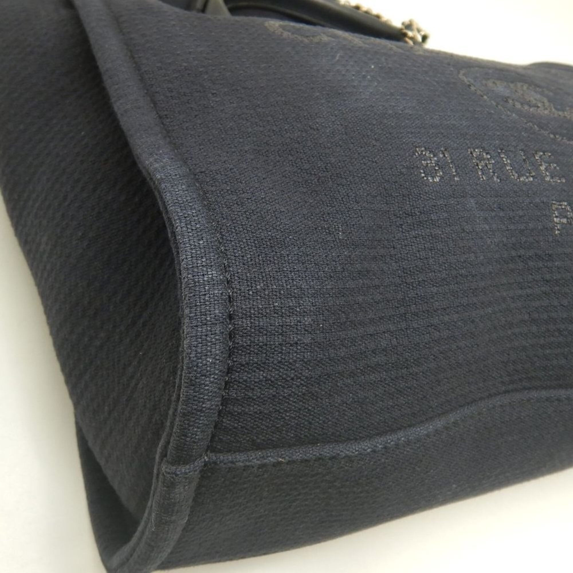 Chanel Black Canvas Leather Tote Bag (Pre-Owned)
