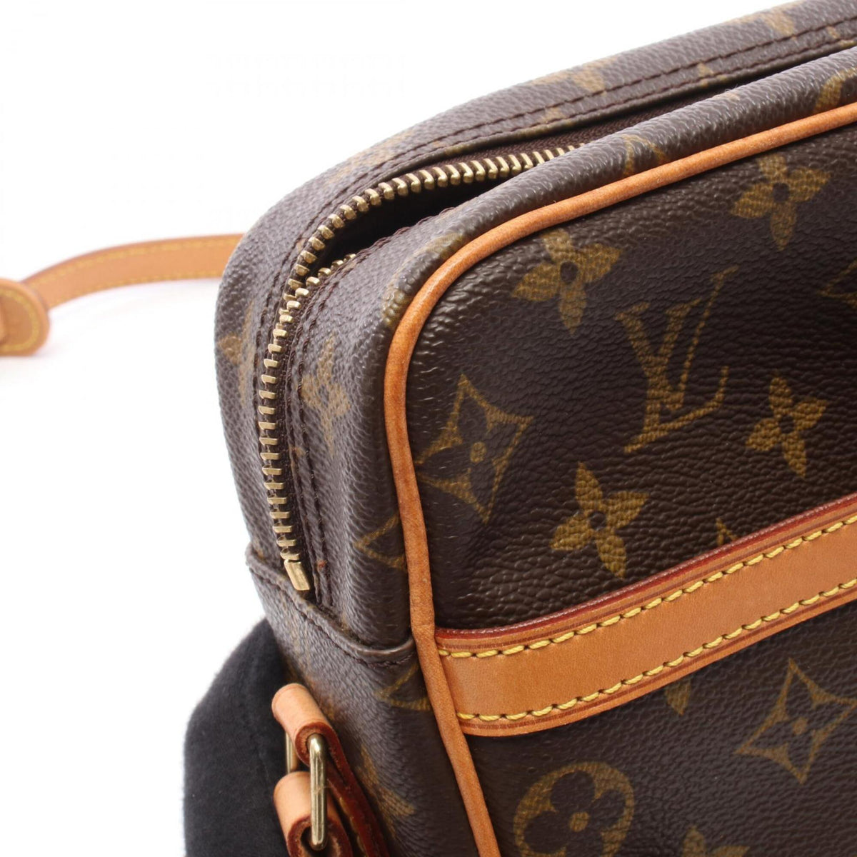 Louis Vuitton Brown Monogram Monogram Handbag Shoulder Bag (Pre-Owned)