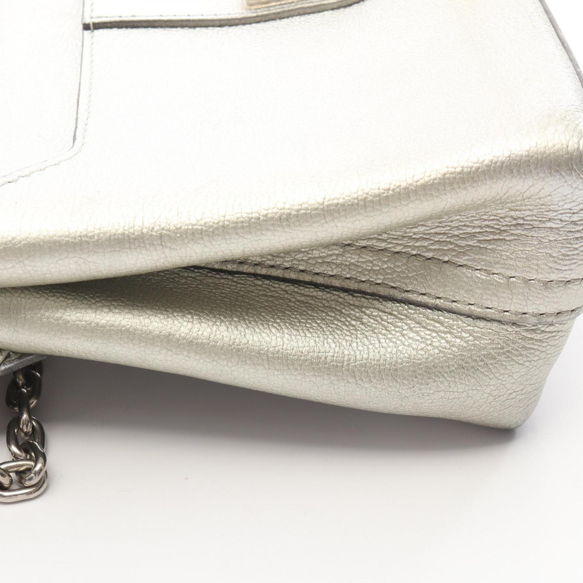 Louis Vuitton Silver Leather Handbag Shoulder Bag (Pre-Owned)