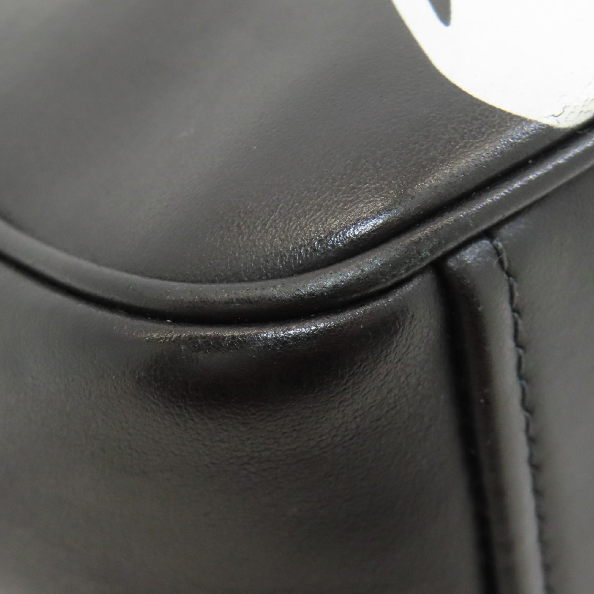 Prada Black Leather Shoulder Bag (Pre-Owned)