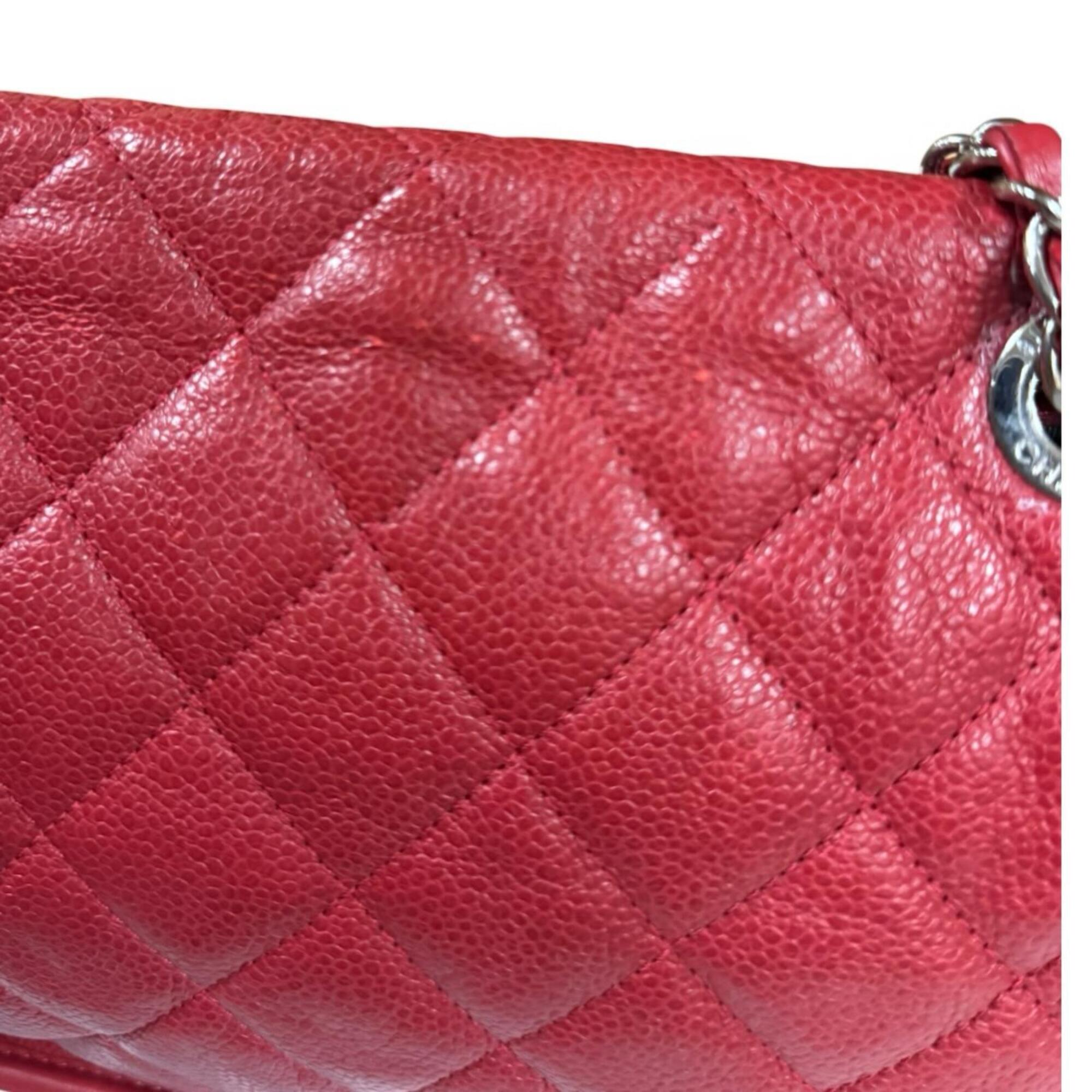 Chanel Matelasse Red Color Leather Grained Calfskin Shoulder Bag (Pre-Owned)