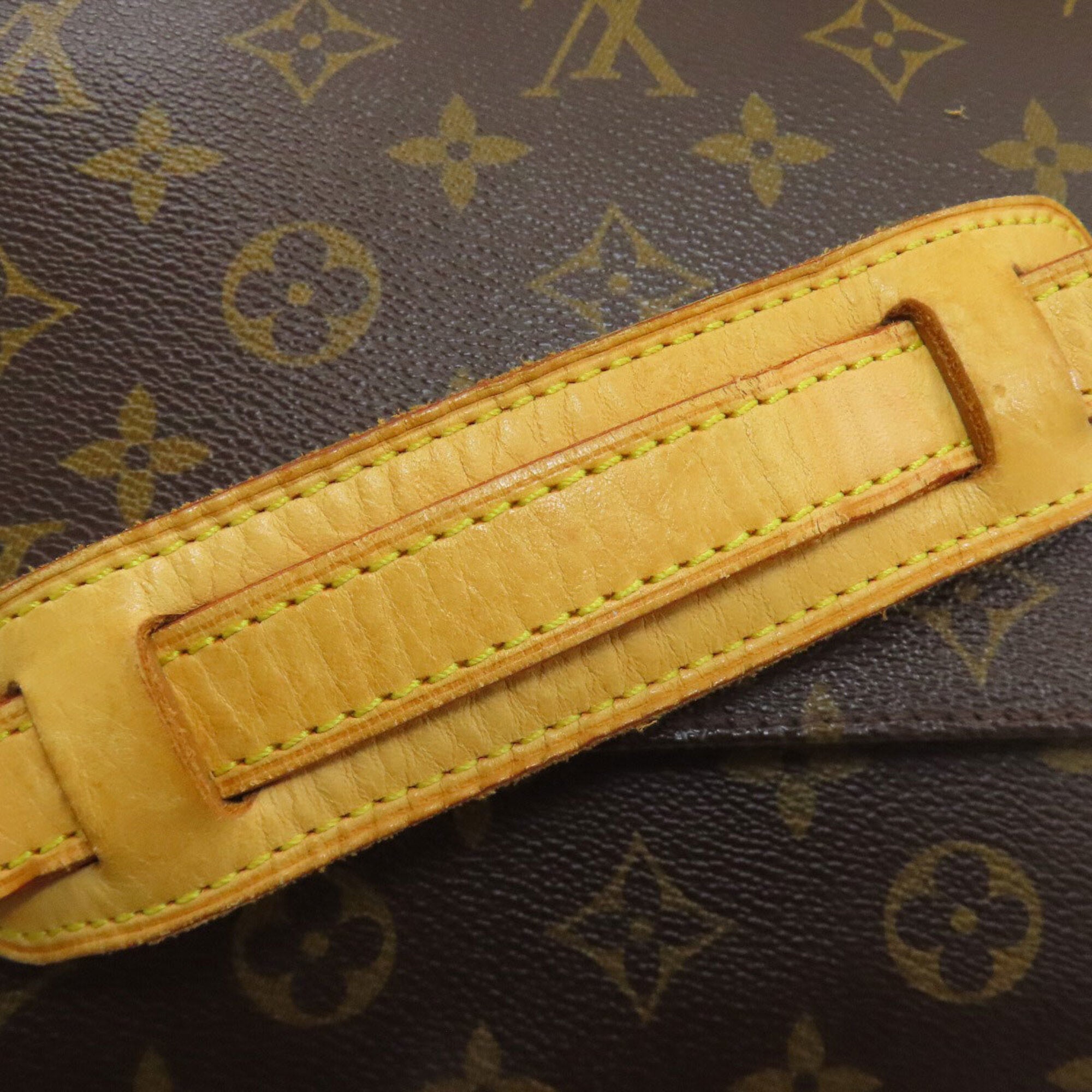 Louis Vuitton Brown Monogram Monogram Canvas Shoulder Bag (Pre-Owned)