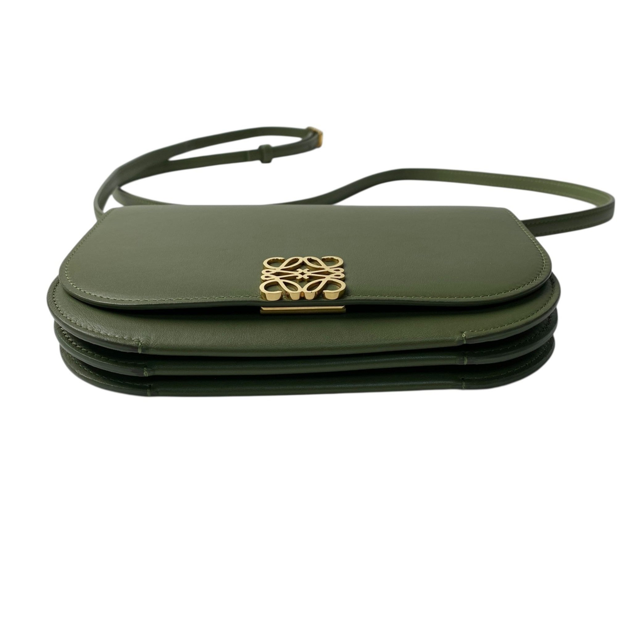 Loewe Green Leather Shoulder Bag Sling Bag (Pre-Owned)