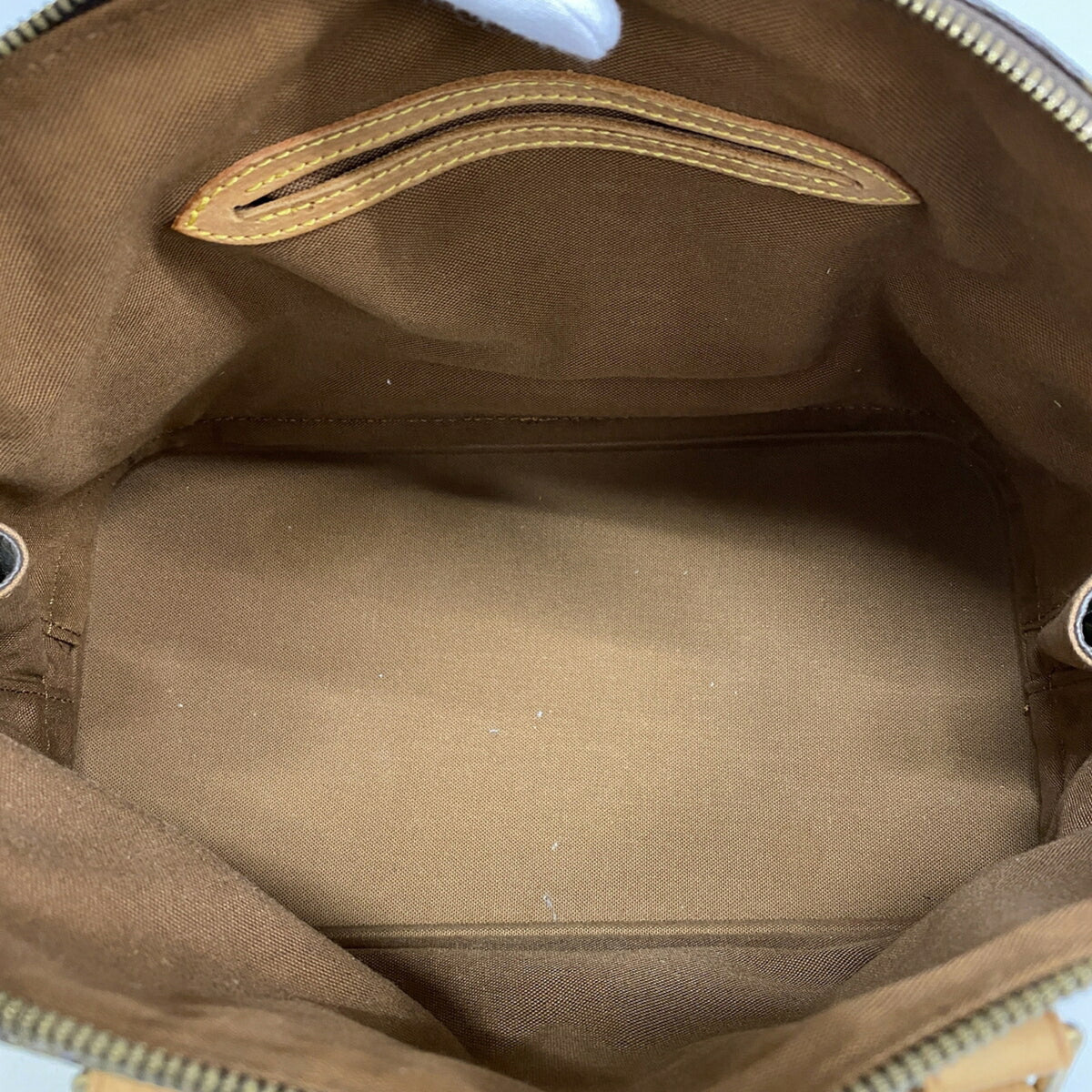 Louis Vuitton Brown Handbag (Pre-Owned)