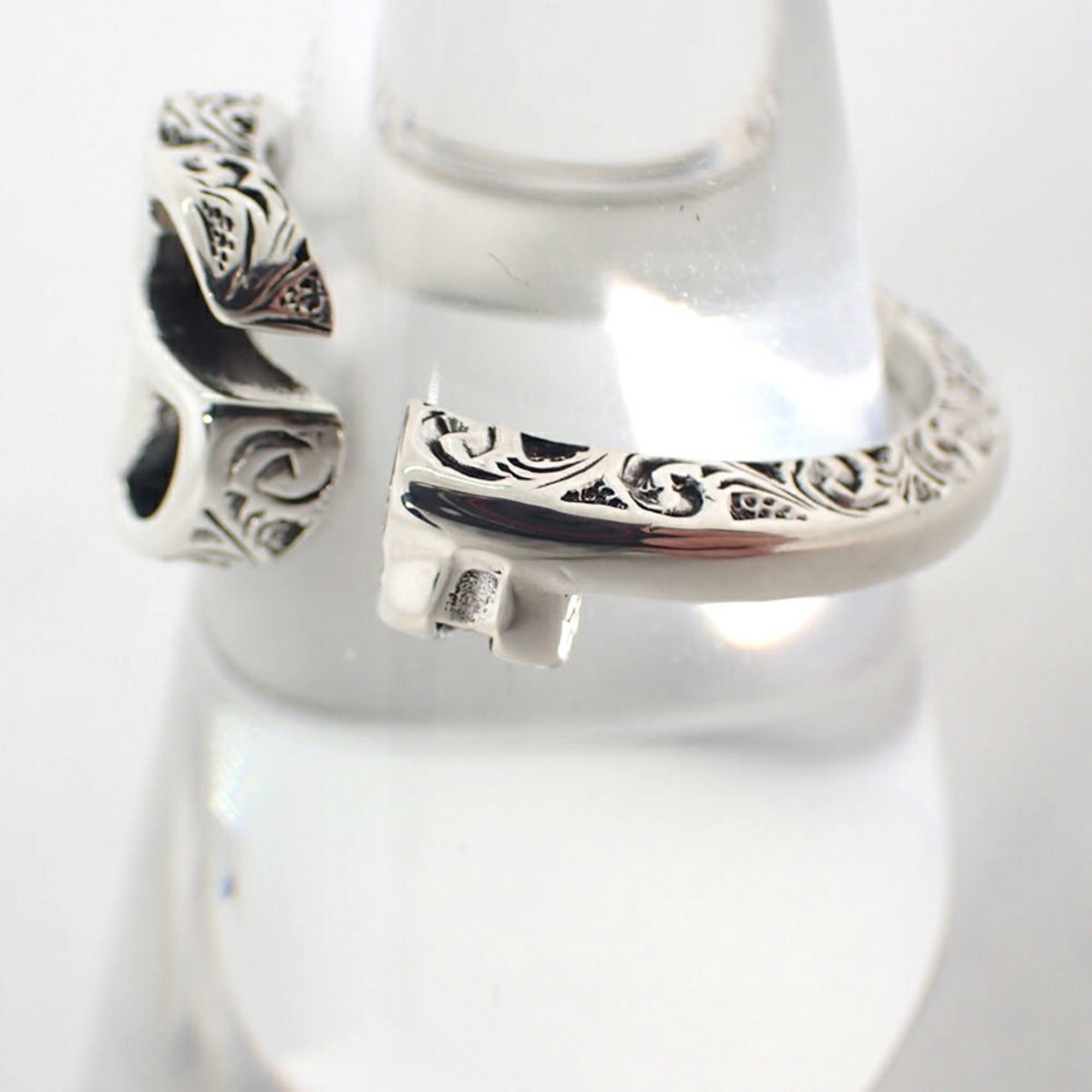 Gucci Sterling Silver 925 Band Ring (Pre-Owned)