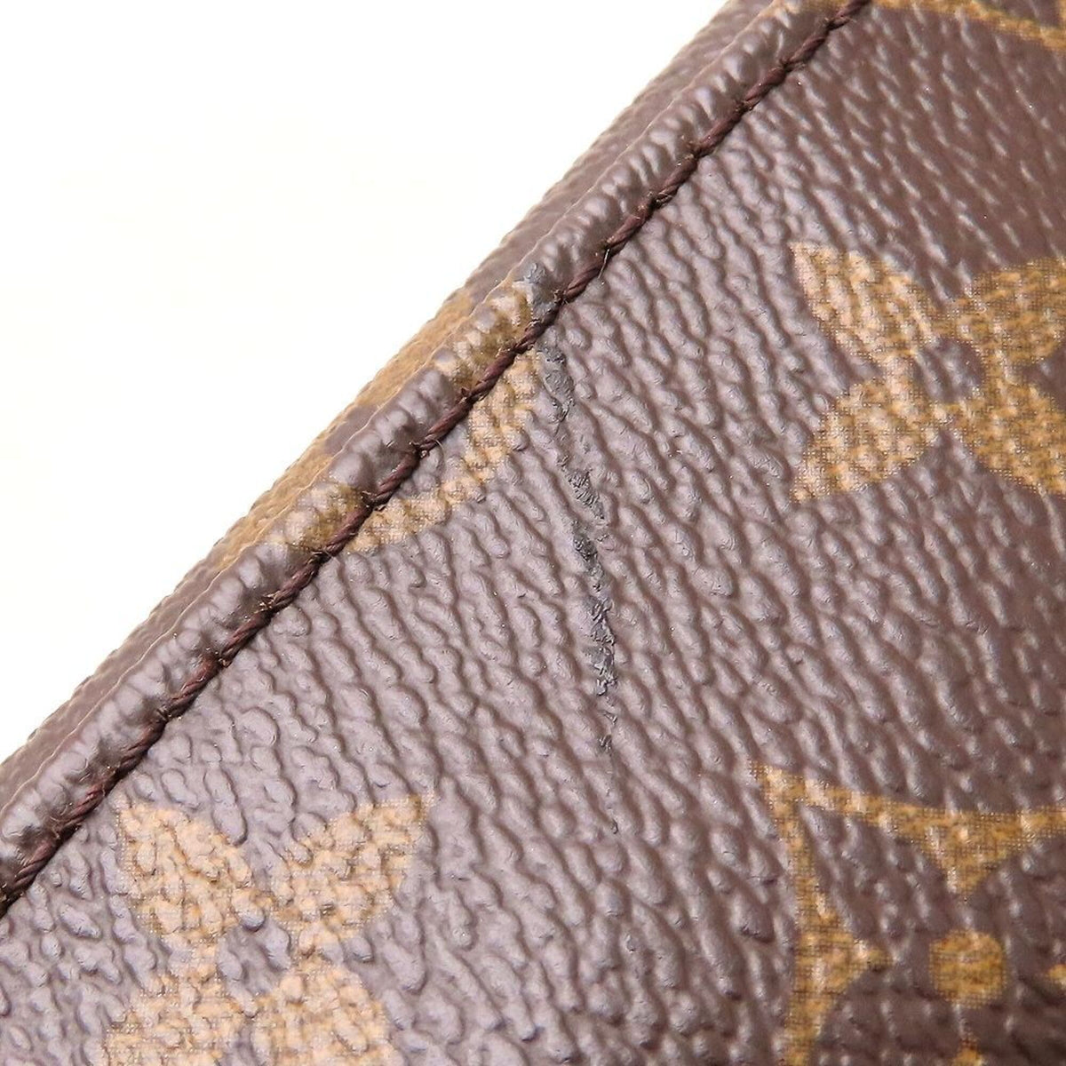 Louis Vuitton Brown Monogram Monogram Shoulder Bag (Pre-Owned)
